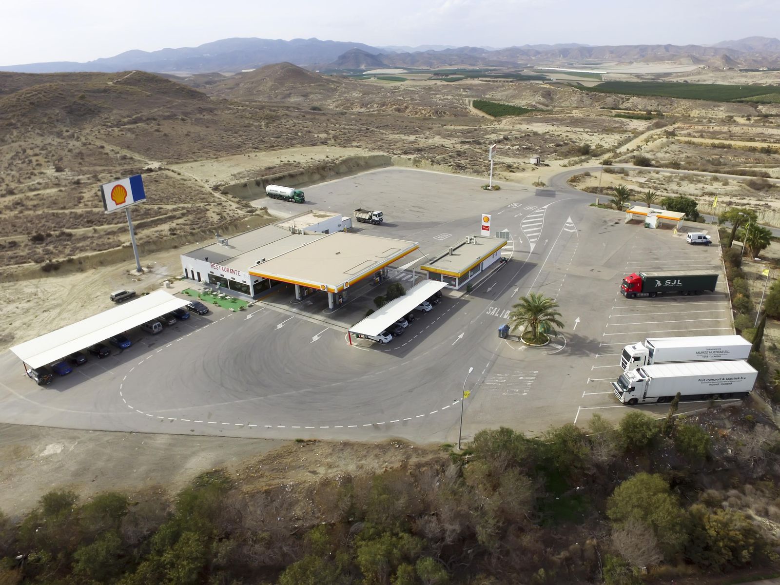 La gasolinera que posee la empresa tijoleña en Antas se enmarca dentro de su sector 'Promobys Energía'.