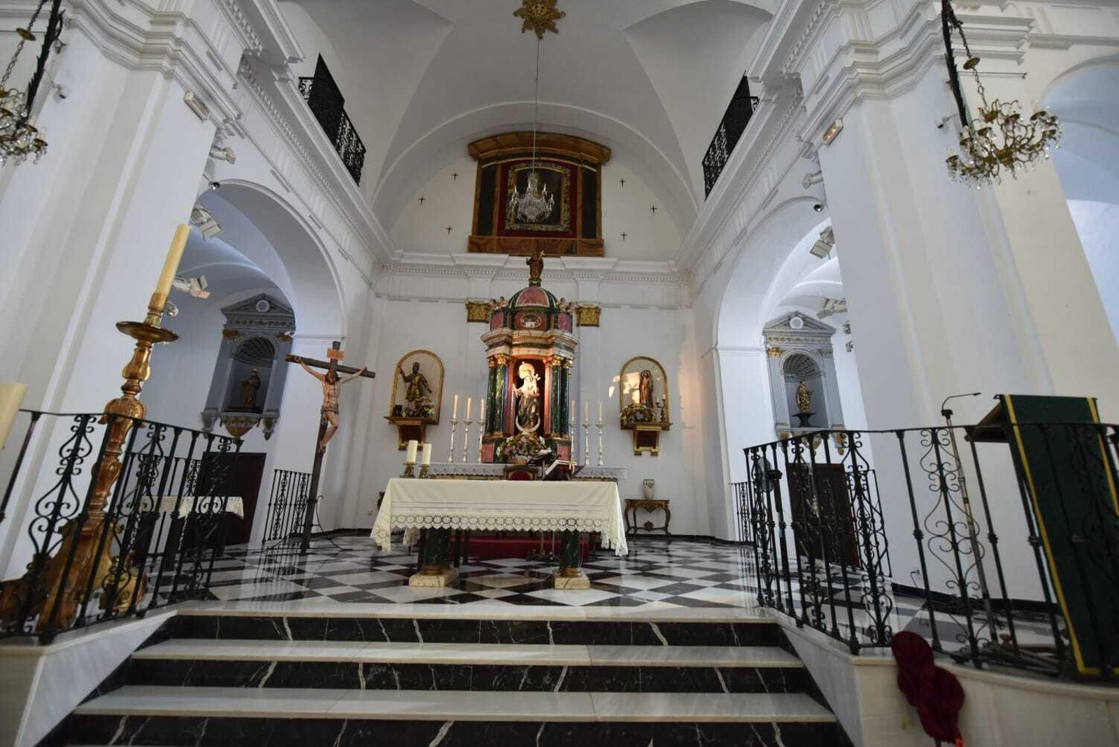 La Iglesia de San Isidro Labrador de Los Barrios, en imágenes