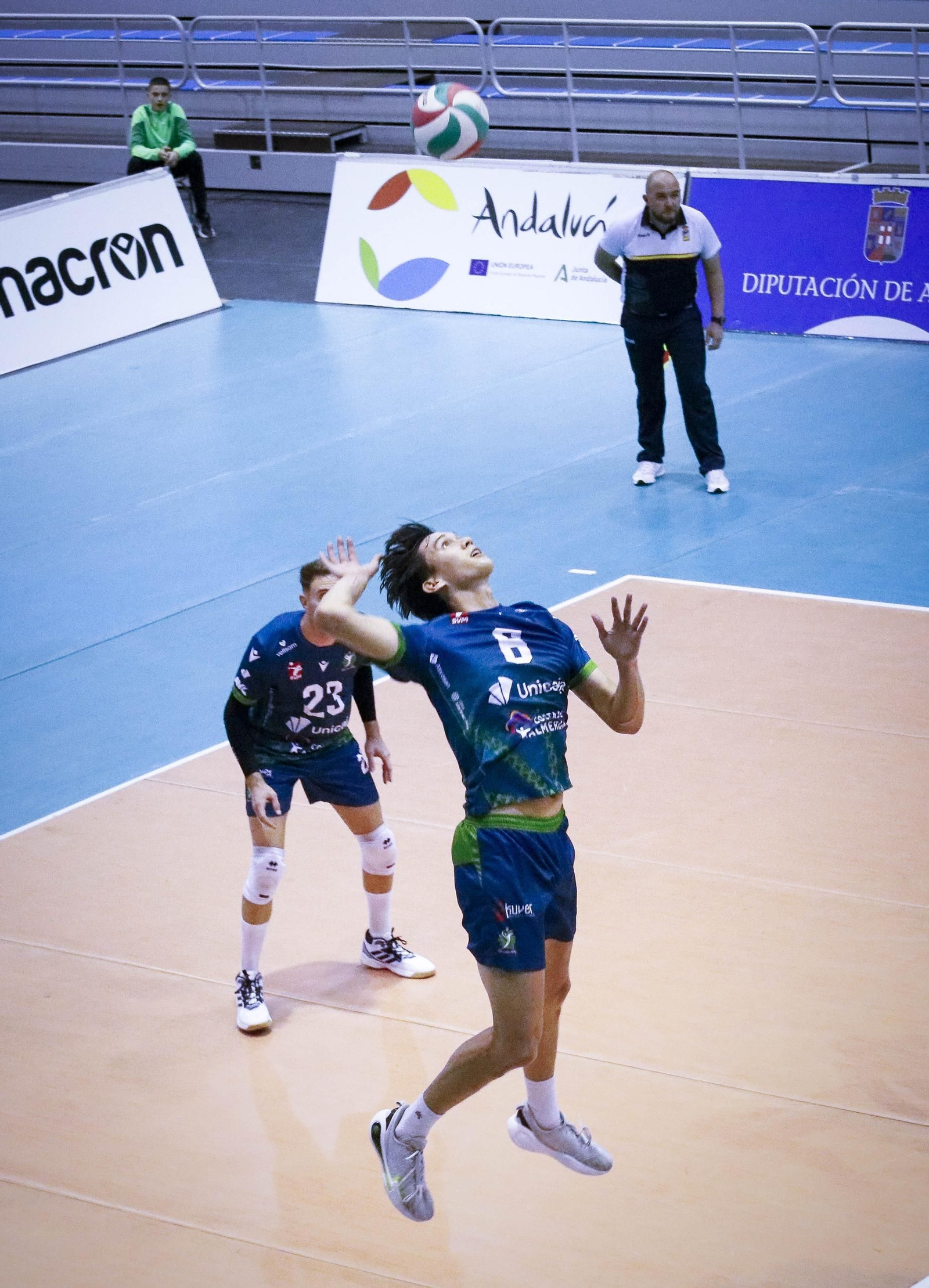 Unicaja Costa de Almería-Arenal Emeve de la Superliga, en imágenes