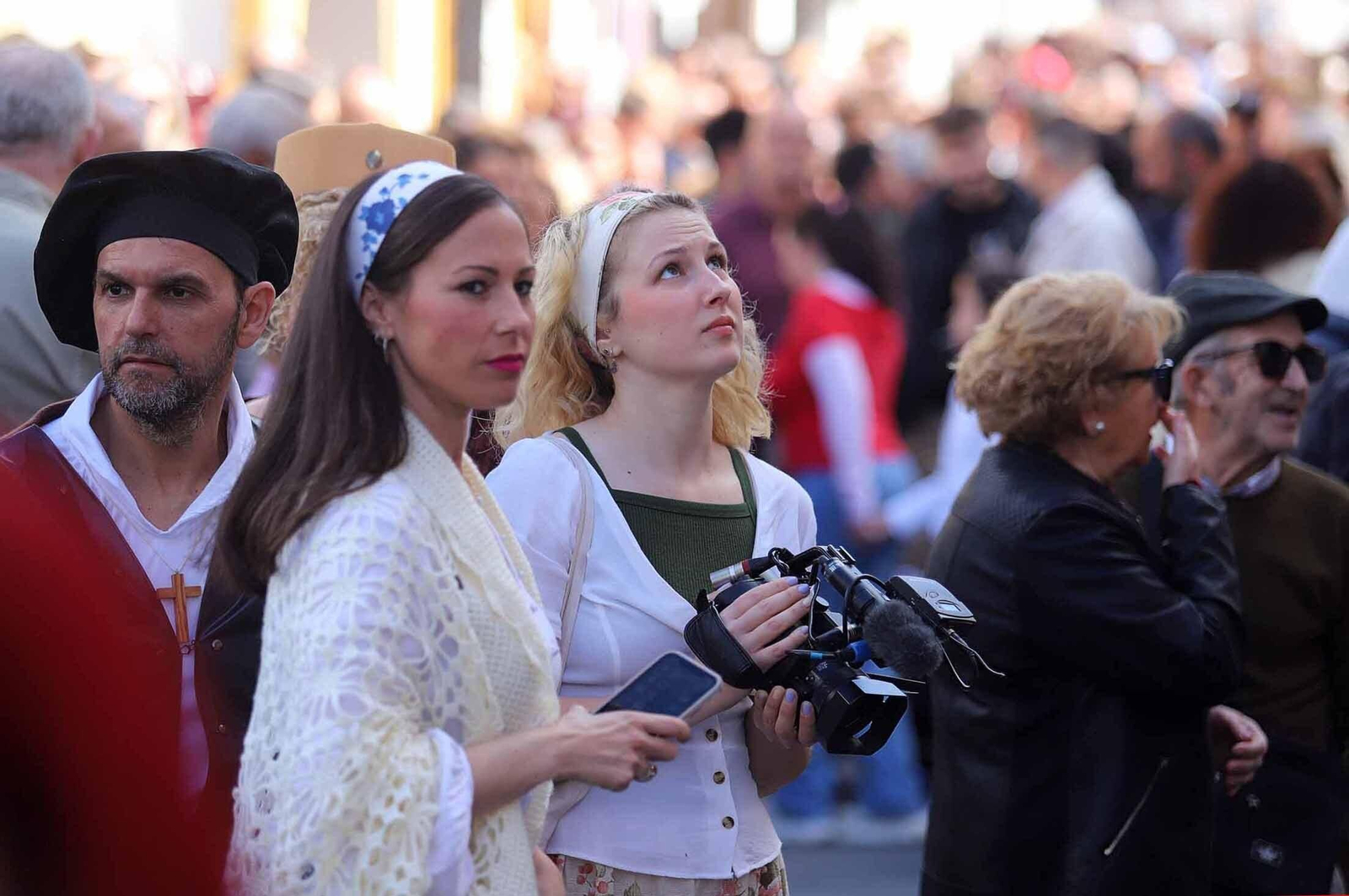 Imágenes del gran ambiente en la Feria Medieval de Palos de la Frontera, Huelva