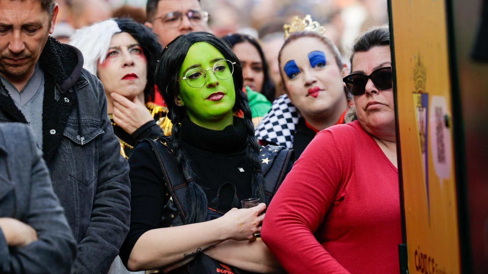 Las mejores imágenes del primer domingo de Carnaval de Cádiz