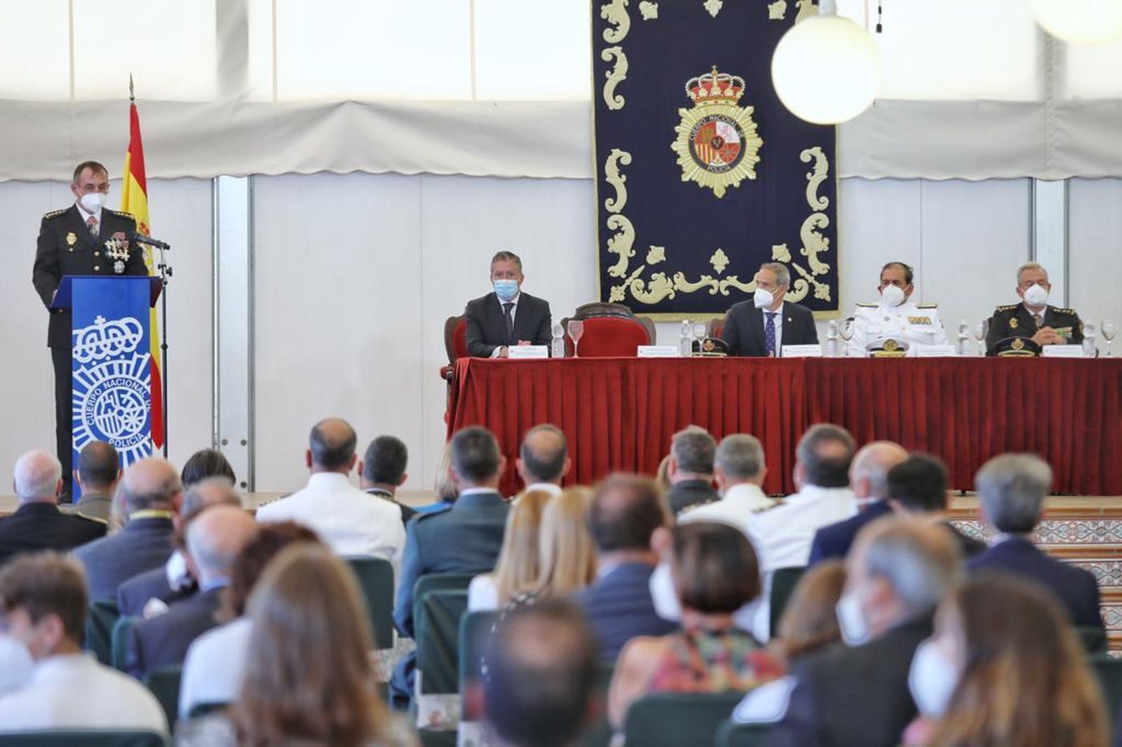 El comisario provincial de la Policía Nacional, Antonio Ramírez Rodríguez, en un momento de su discurso