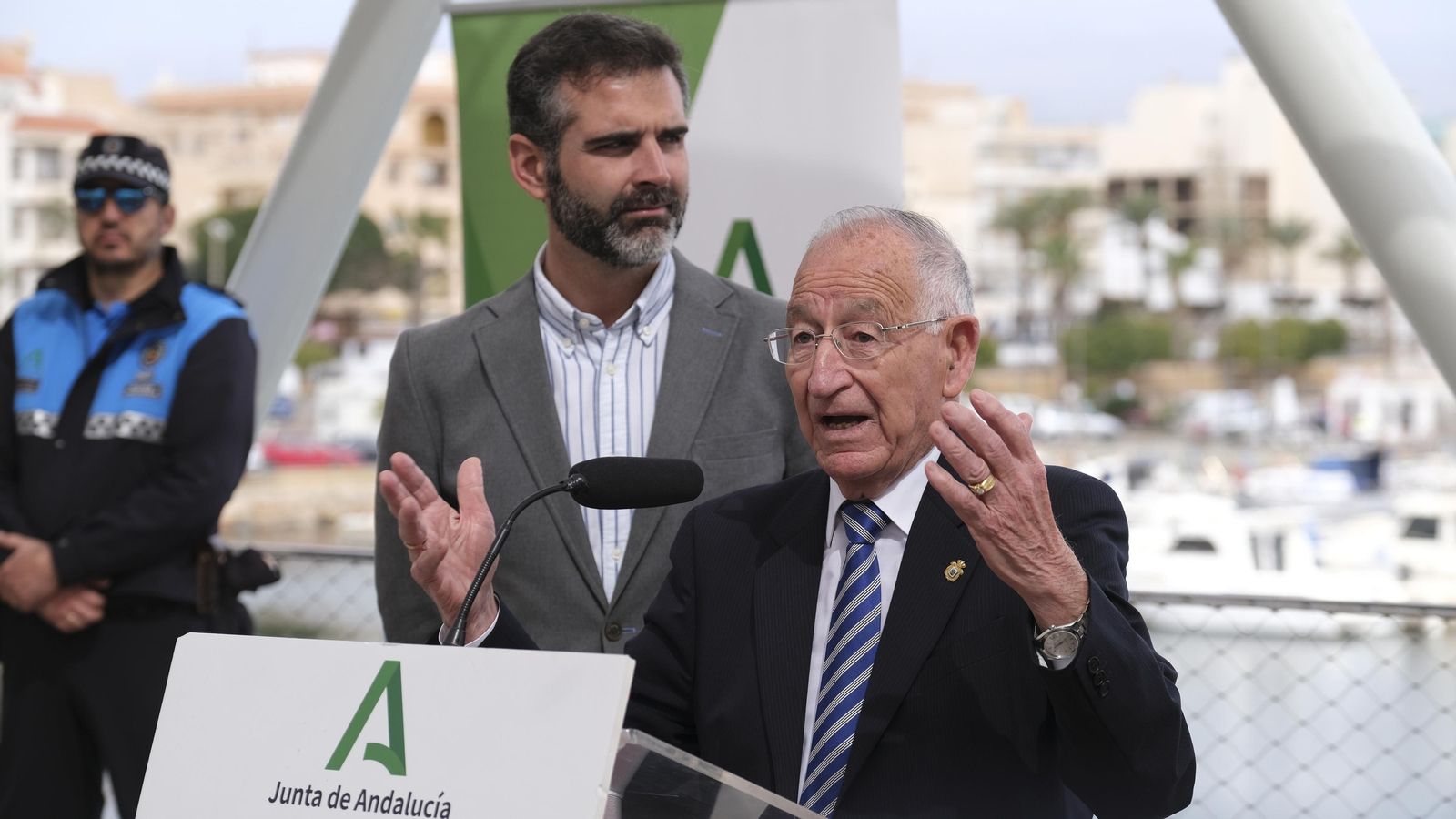 Imágenes de la inauguración de la Lonja del Puerto Pesquero de Roquetas de Mar