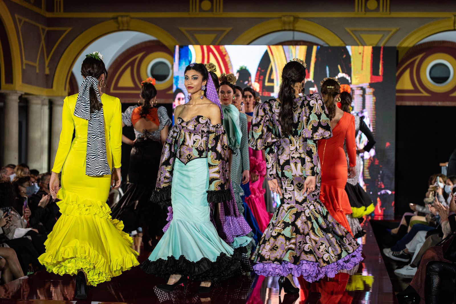 Imágenes de la pasarela de moda ‘Huelva Flamenca 2022’