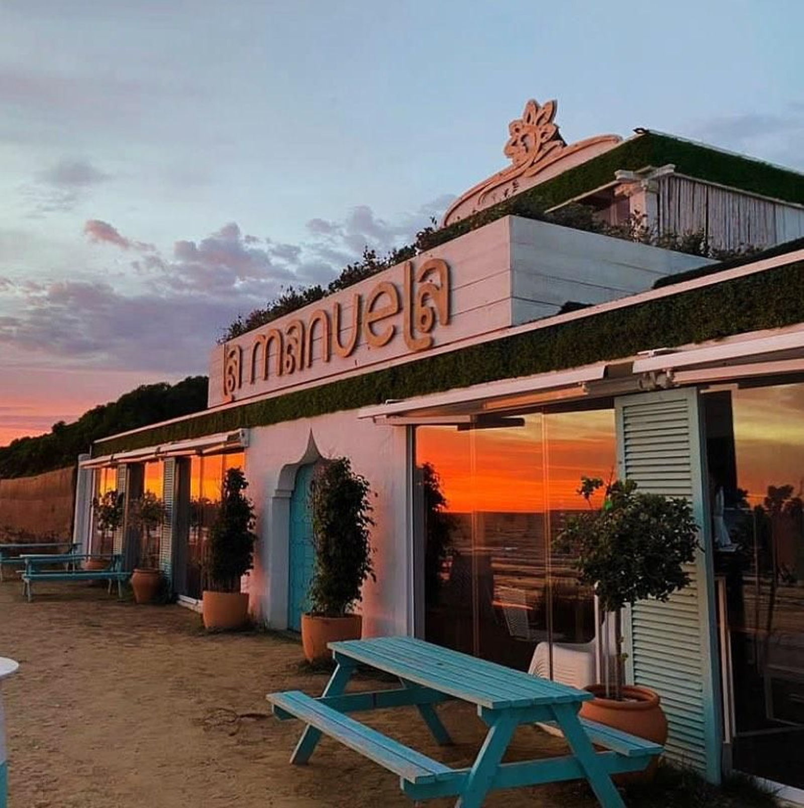 Chiringuito La Manuela, en Chipiona, donde se han vendido 56 millones de euros de la Lotería de Navidad