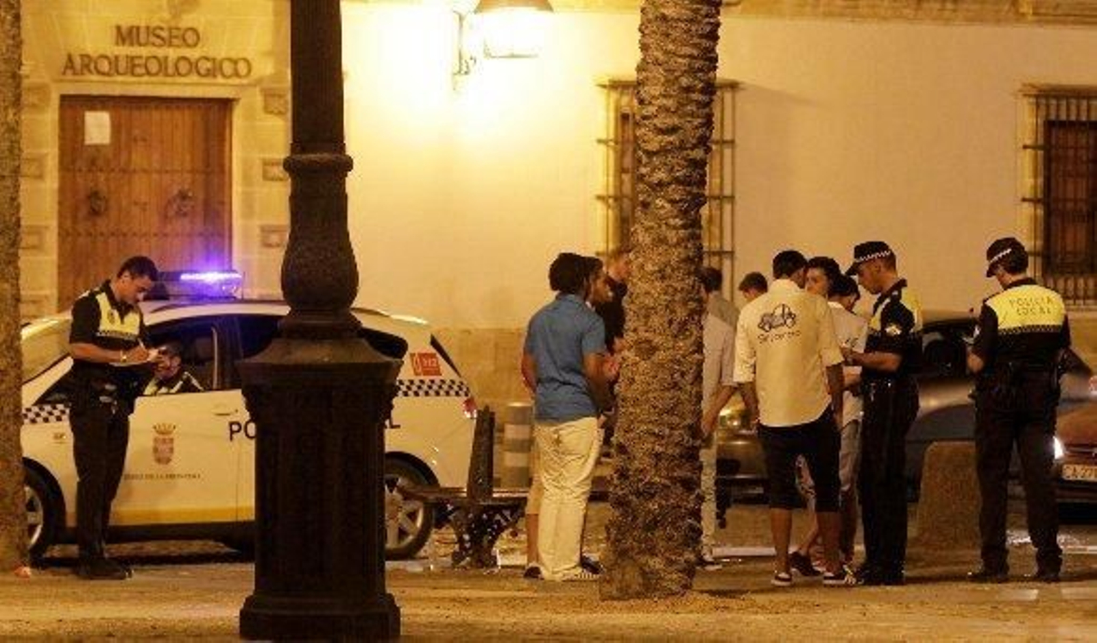 La Policía Local detecta un nuevo foco del 'botellón' en Alameda Vieja