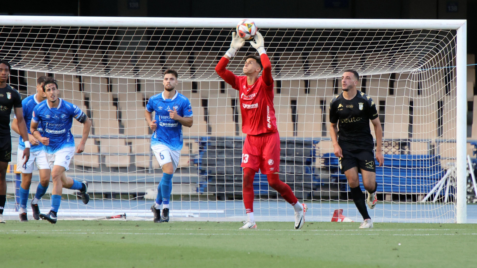 Imágenes de la victoria del Xerez DFC contra el Ceuta B en la fase de ascenso