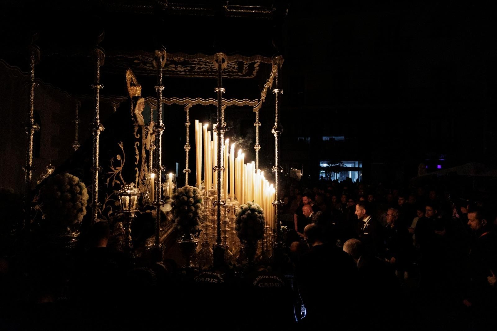 Las imágenes de la cofradía de la Buena Muerte en la Semana Santa de Cádiz 2023