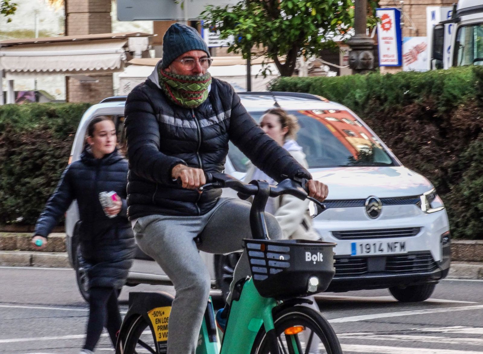 Fotografías de ambiente en la mañana del jueves