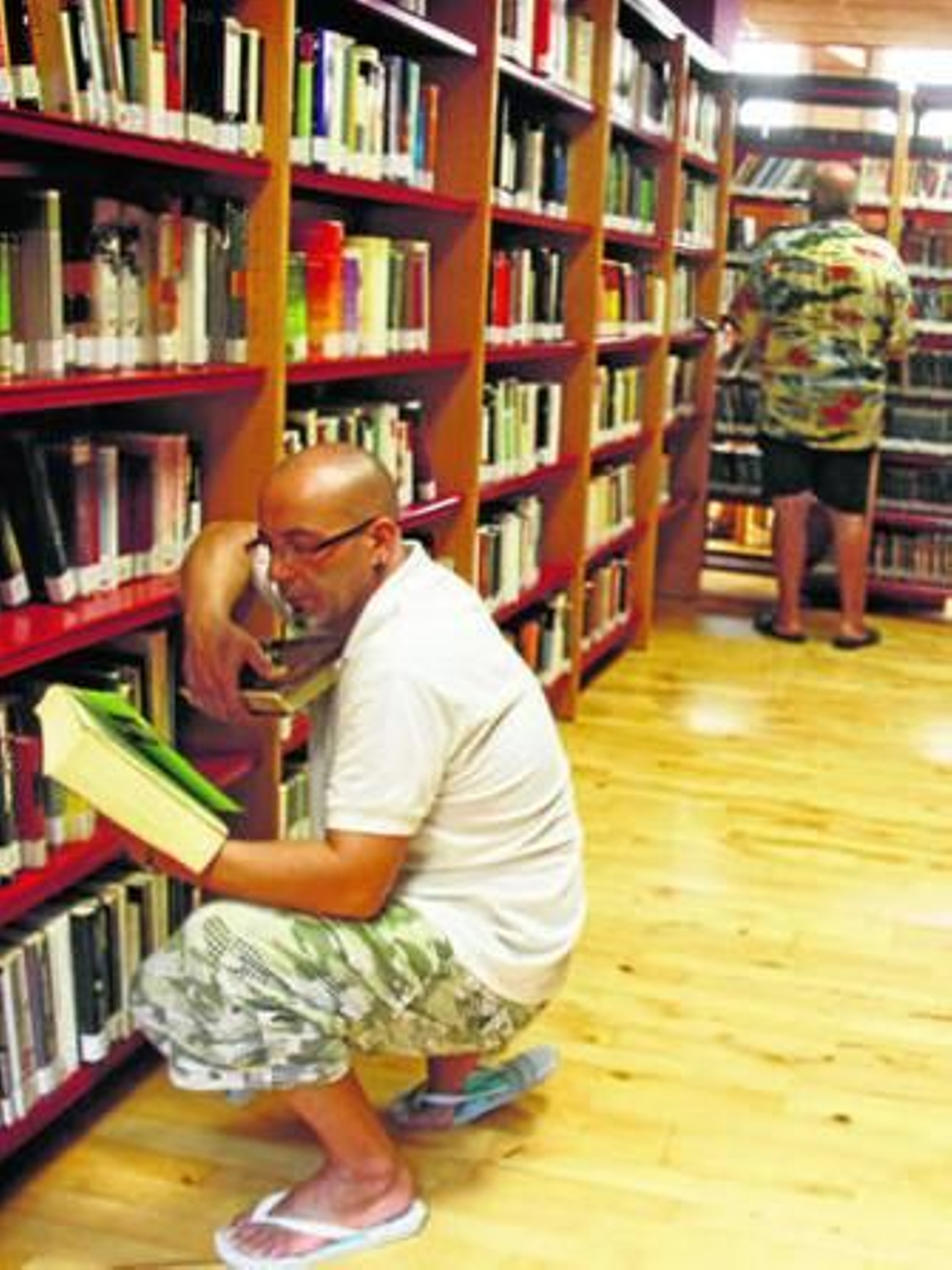 Interior de la Biblioteca Municipal de Extramuros.