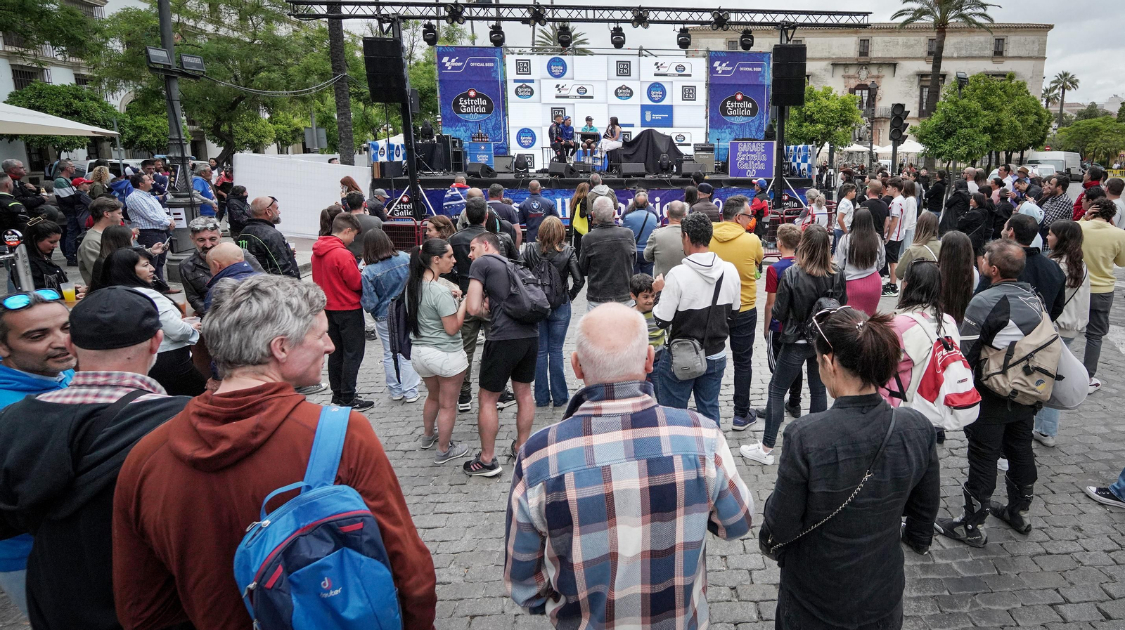 Imágenes del ambientazo en Jerez el viernes de Gran Premio de motos