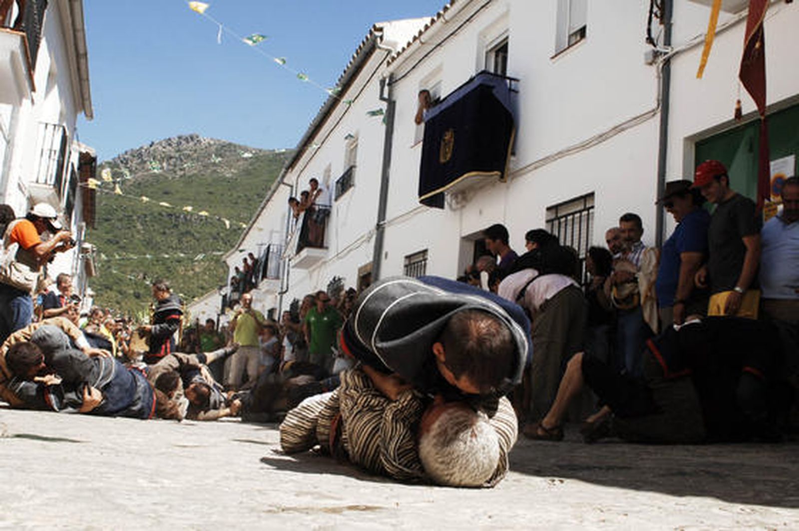 Benamahoma recrea la lucha entre ambos grupos durante la Reconquista en el fin de semana

Foto: Ramon Aguilar