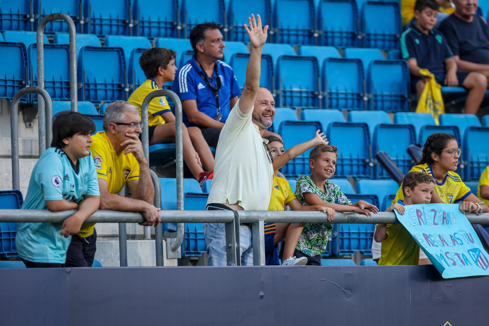Las imágenes del Cádiz-Atlético de Madrid del Trofeo Carranza