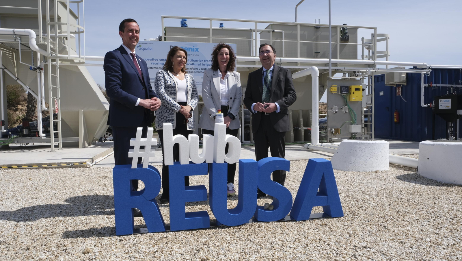Imágenes de la inauguración del proyecto 'Life Phoenix' de AQUALIA, en la depuradora EDAR El Toyo