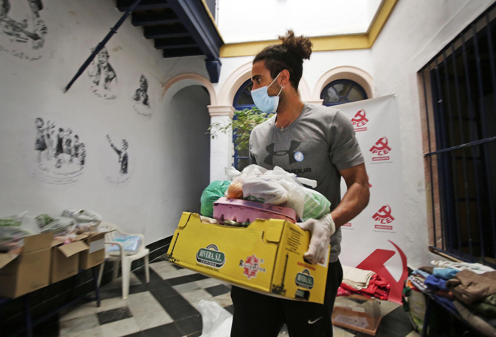 INVISIBLES, un puñado de voluntarios que solo se dejan ver por los mas necesitados.
