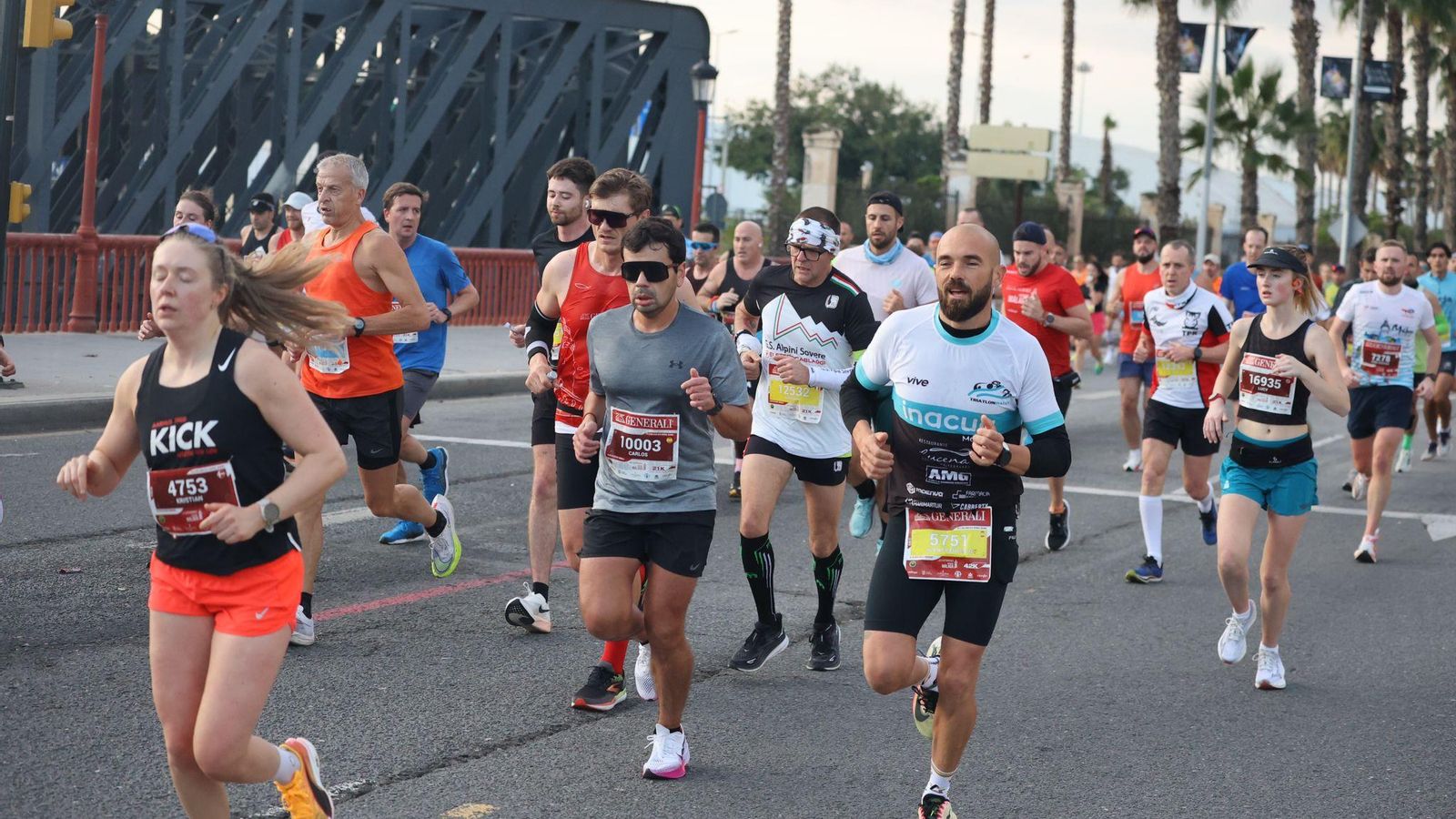 Las mejores fotos de la Maratón de Málaga 2024