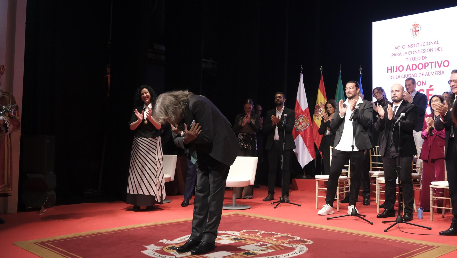 El cantaor José Mercé ya es Hijo Adoptivo de la Ciudad de Almería, en imágenes