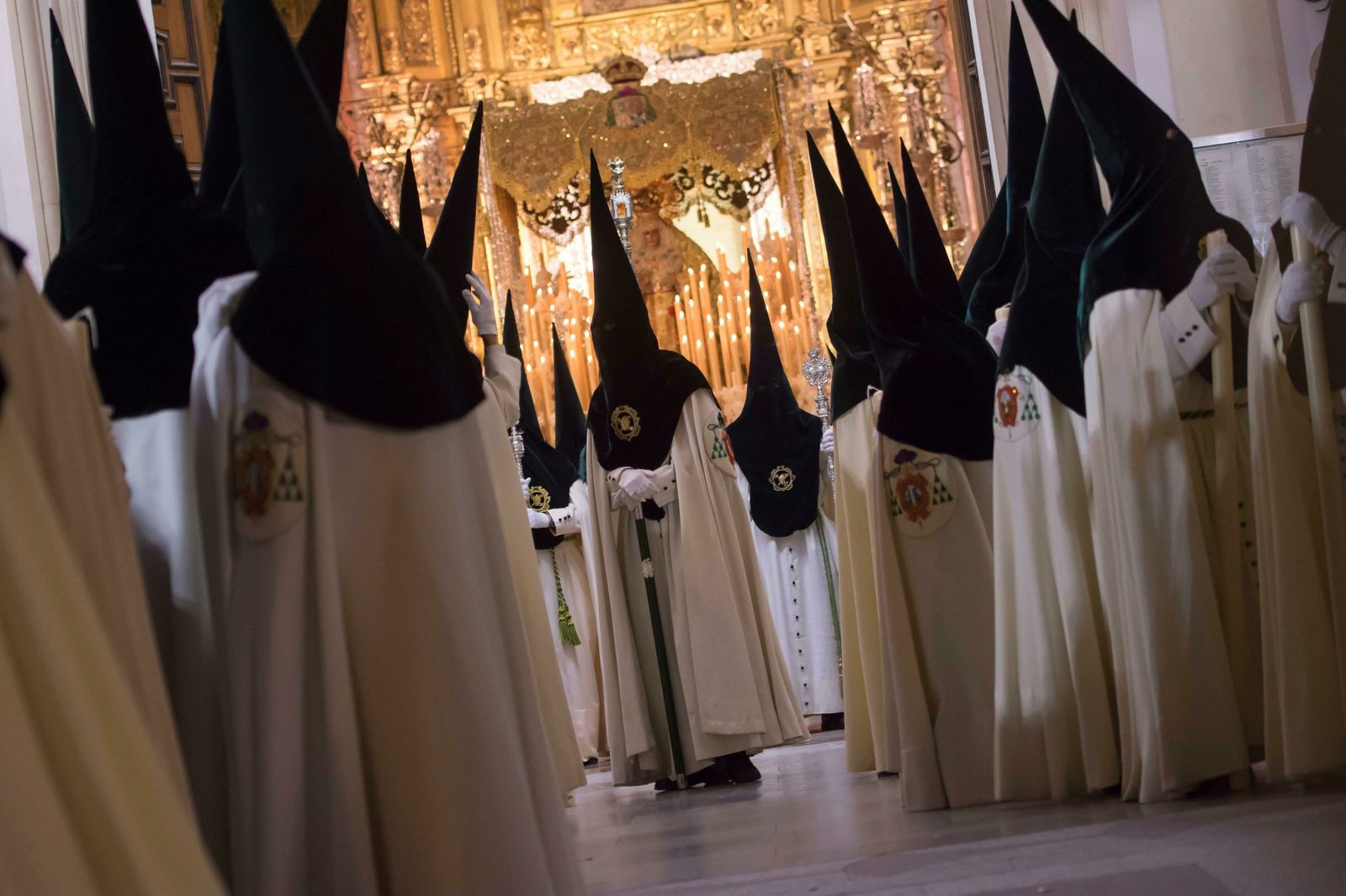 La Hermandad de la Macarena pone en marcha un novedoso método de formación.