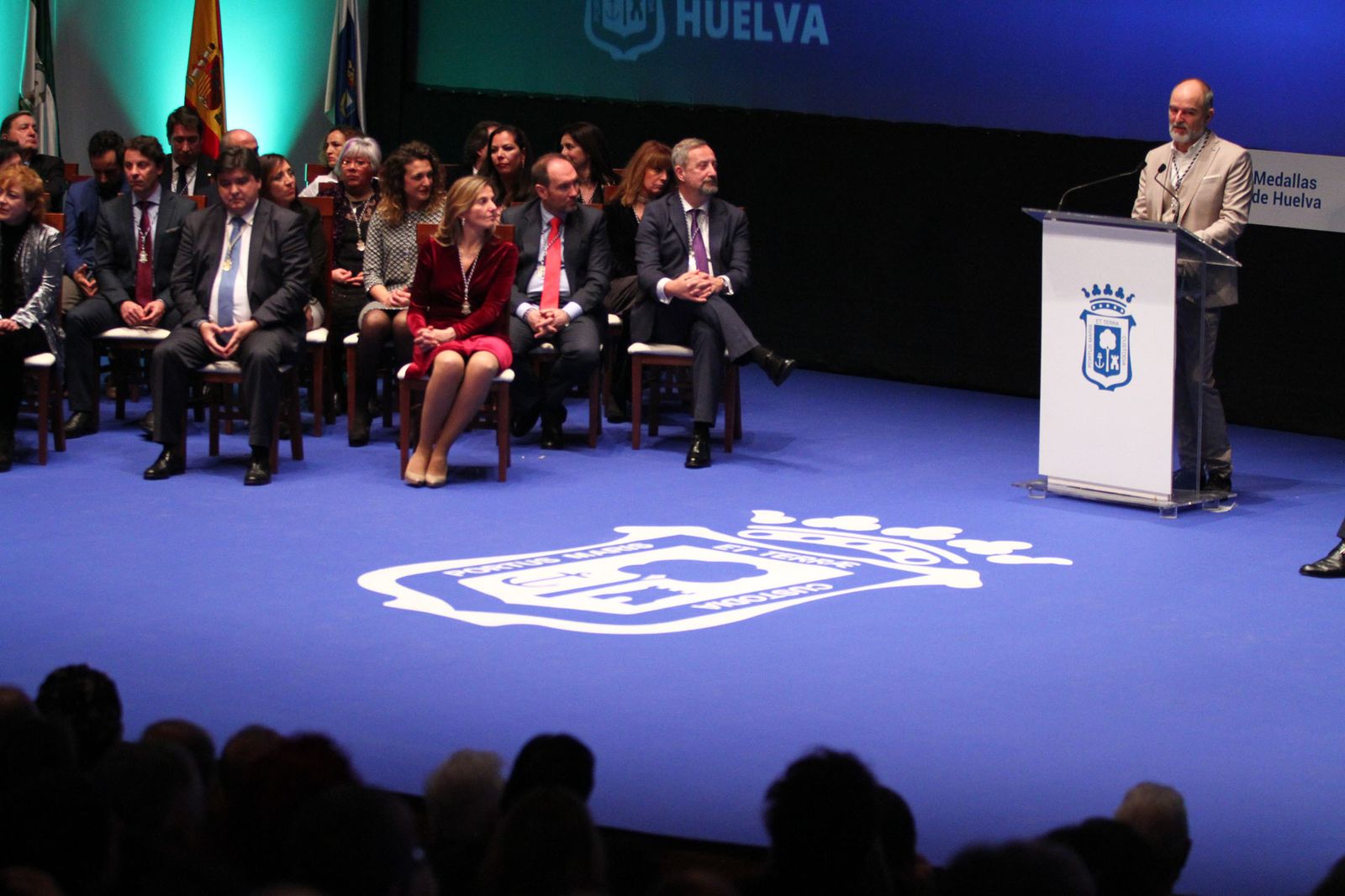 Imágenes de la entrega de las medallas de Huelva