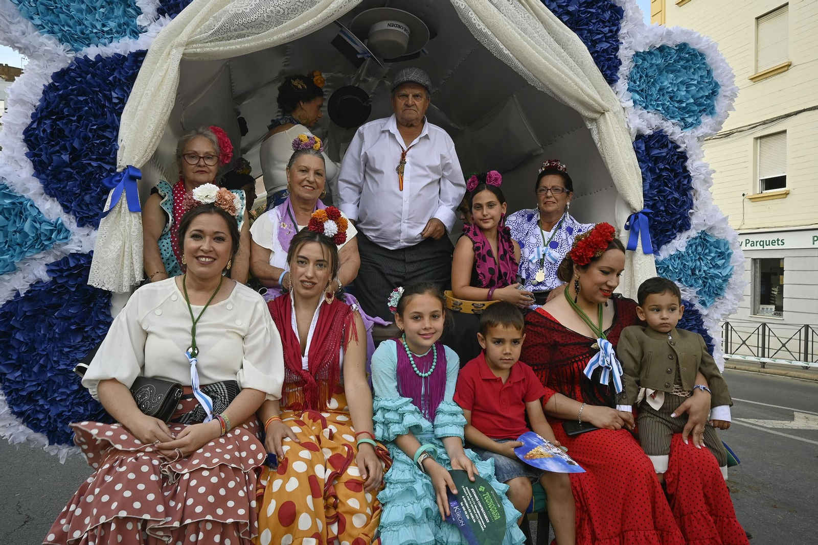 Todos los rocieros de la comitiva de la Hermandad de Huelva, en imágenes