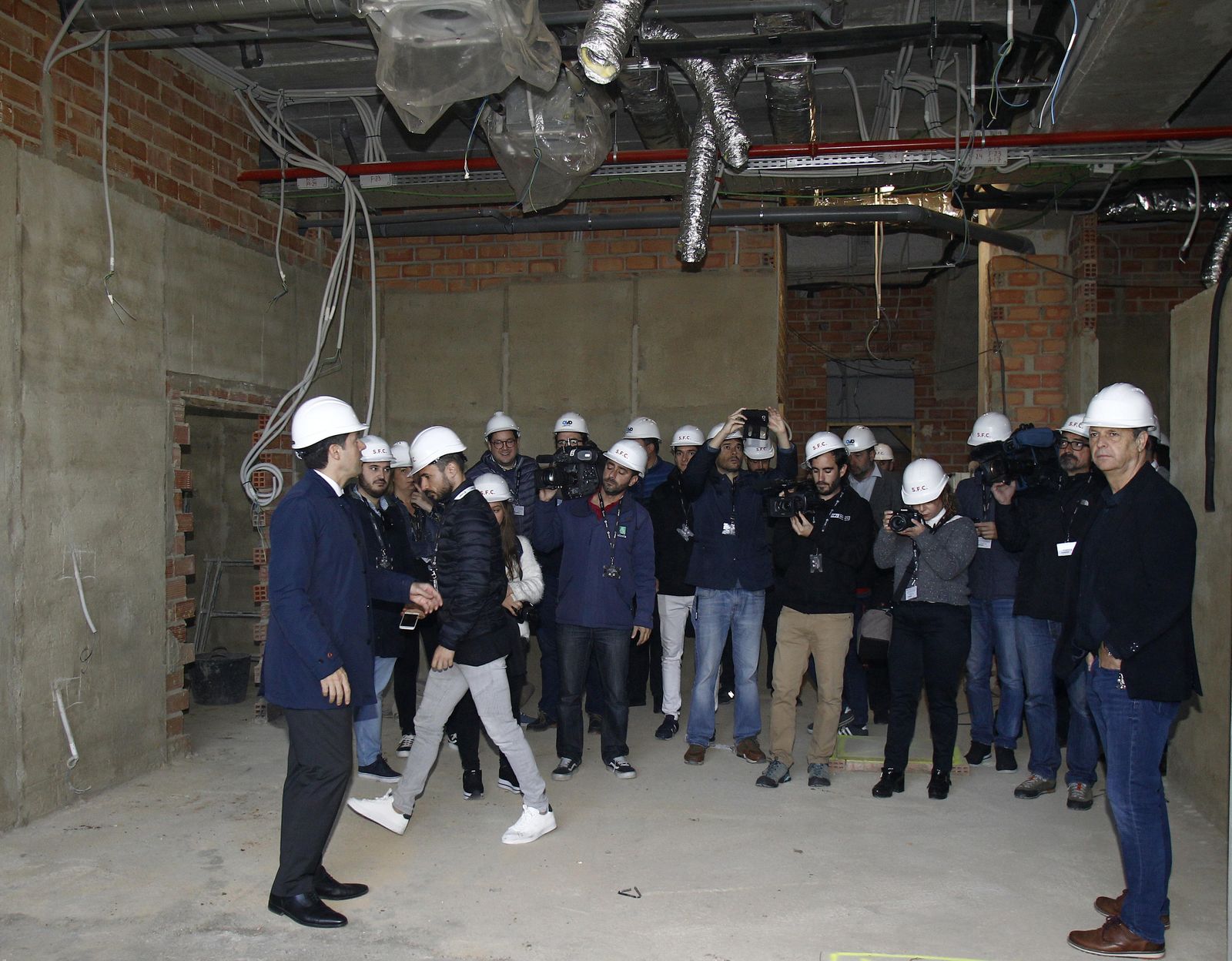 Las imágenes de la visita a las obras de la Ciudad Deportiva del Sevilla