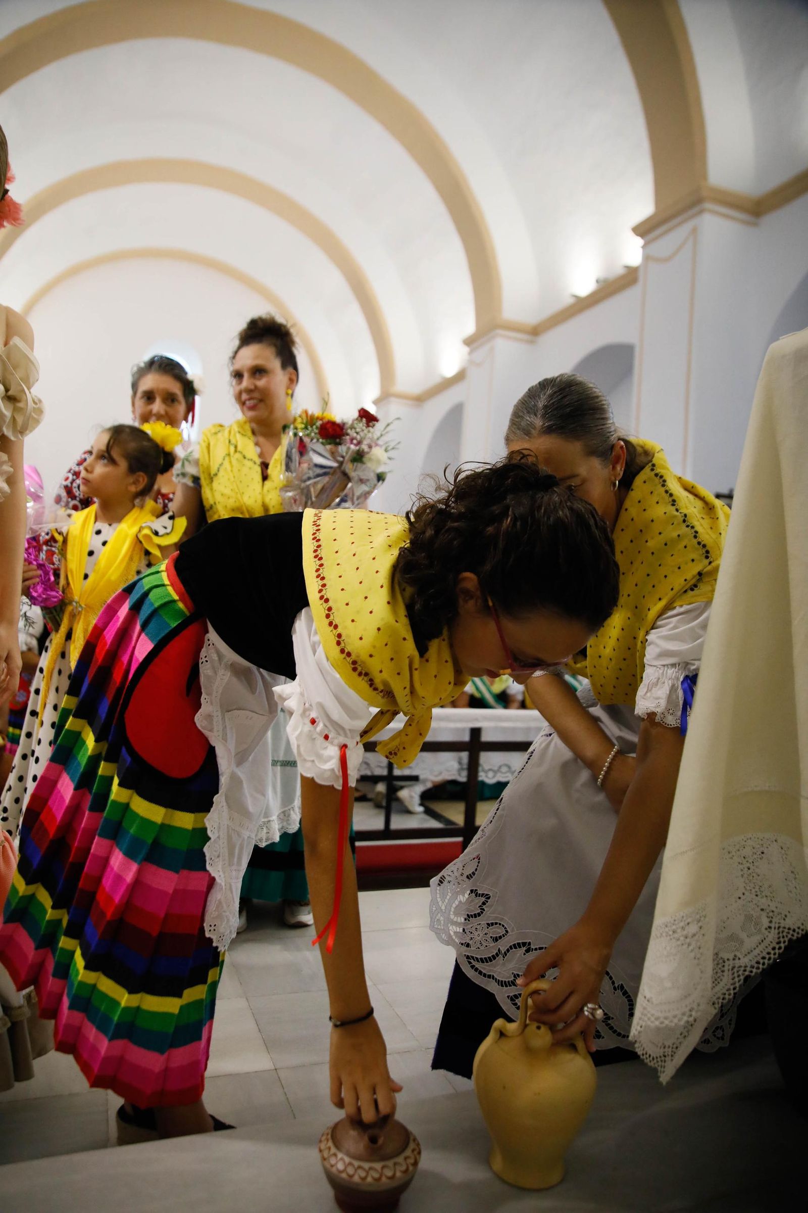 La Subida del Agua de las fiestas de Mojácar, en imágenes