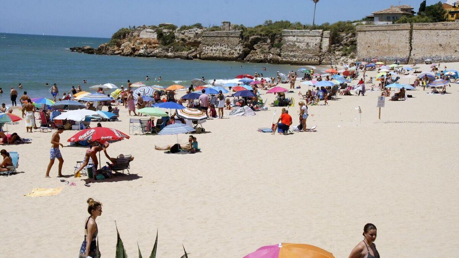 La playa de La Muralla en El Puerto de Santa María.