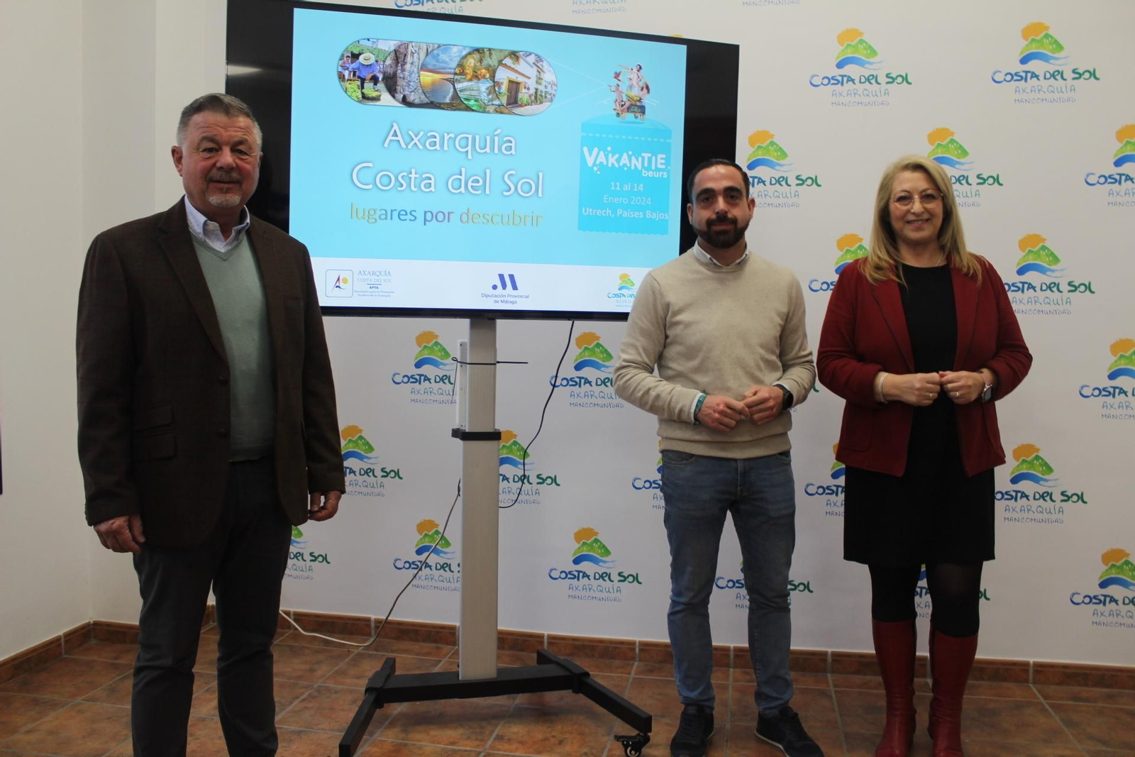 Presentación de la presencia de la Axarquía en la Feria de Turismo Vakantiebeurs 2024 en Países Bajos