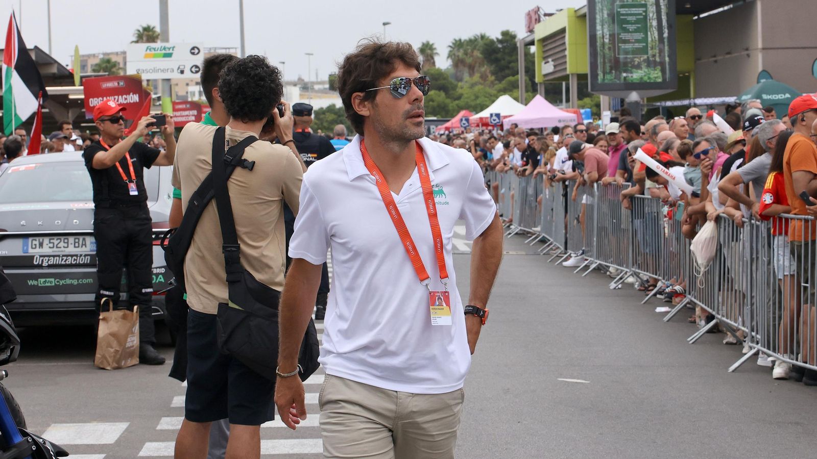 Así fue la salida de la Vuelta España desde Carrefour Sur en Jerez