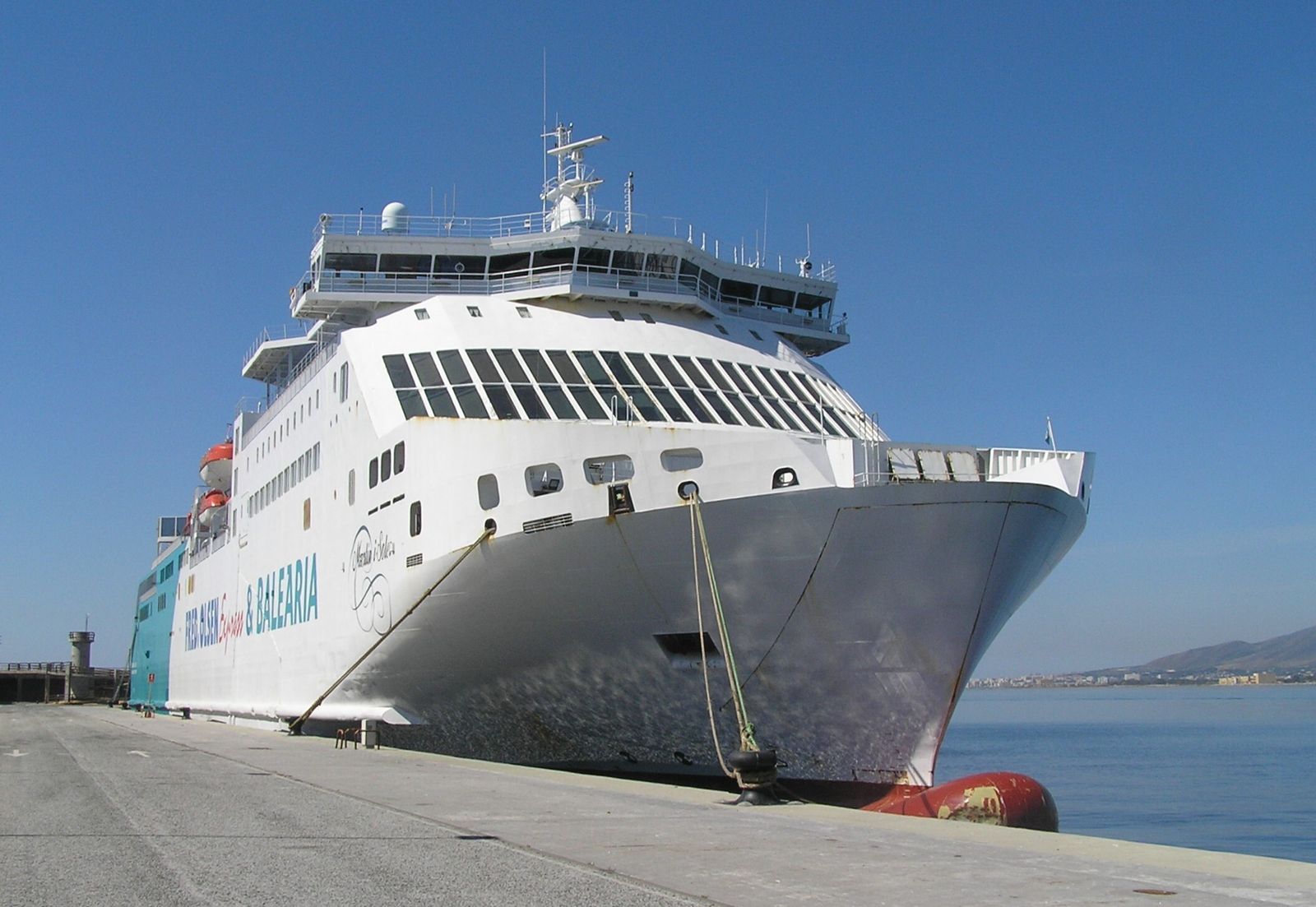 El ‘Martin i Soler’ que realizará la mayor parte de los viajes de repatriados desde Tánger.