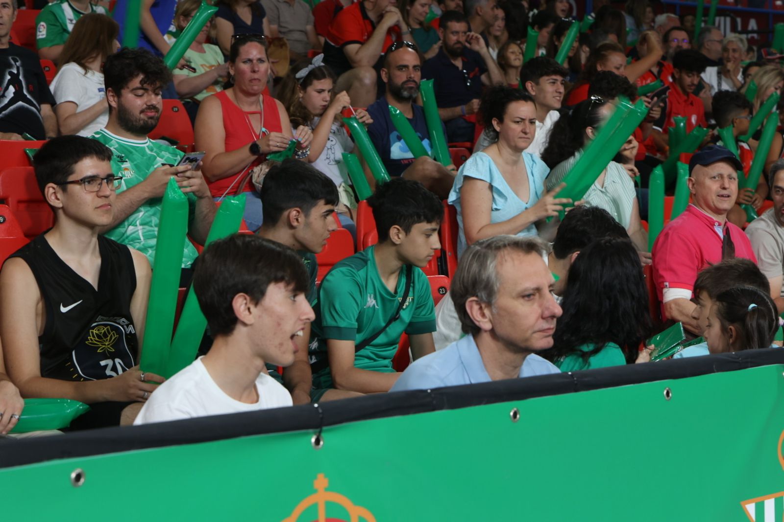 Búscate en el o Betis Granada de baloncesto