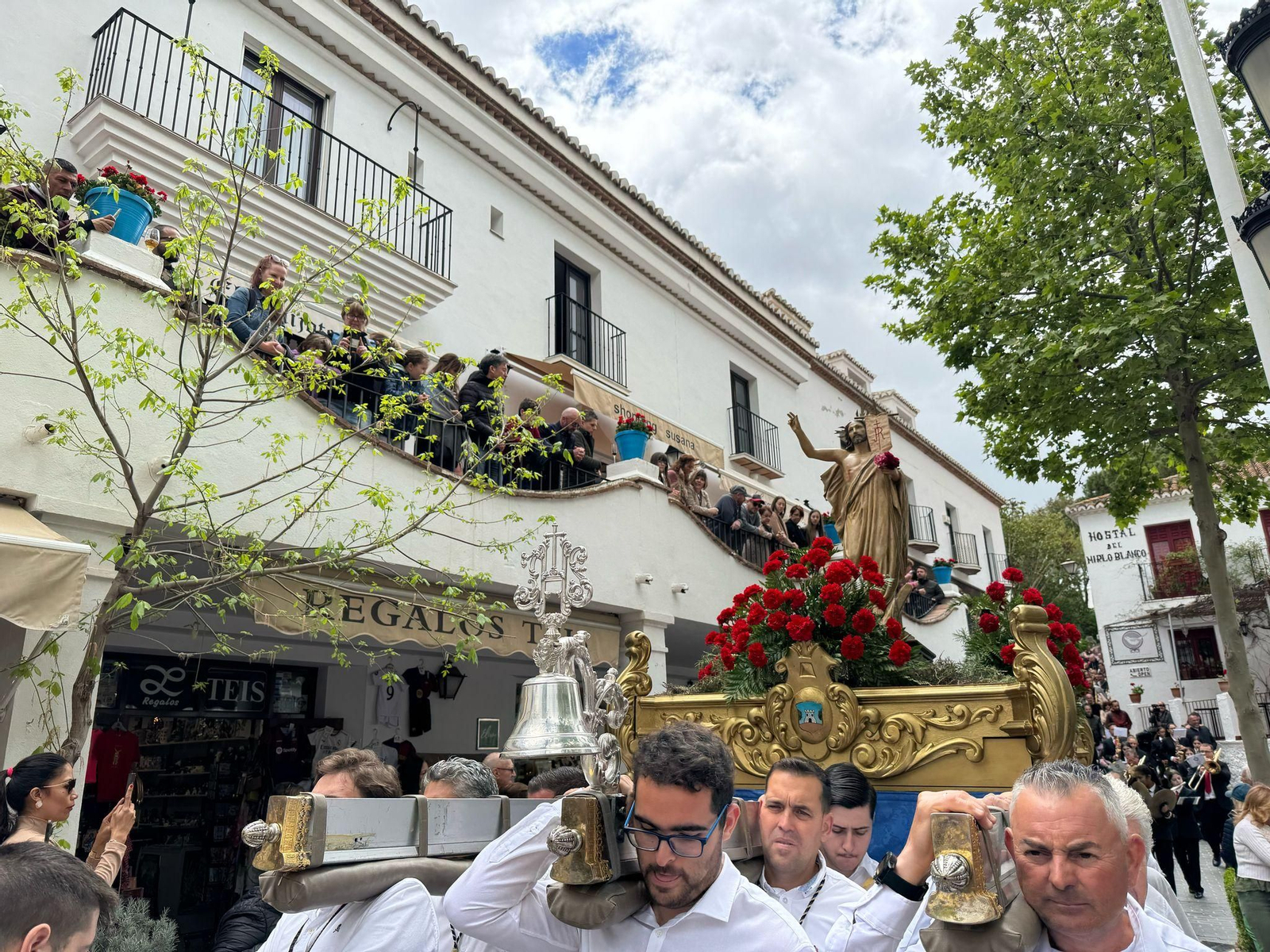 El Domingo de Resurrección en Mijas, en imágenes