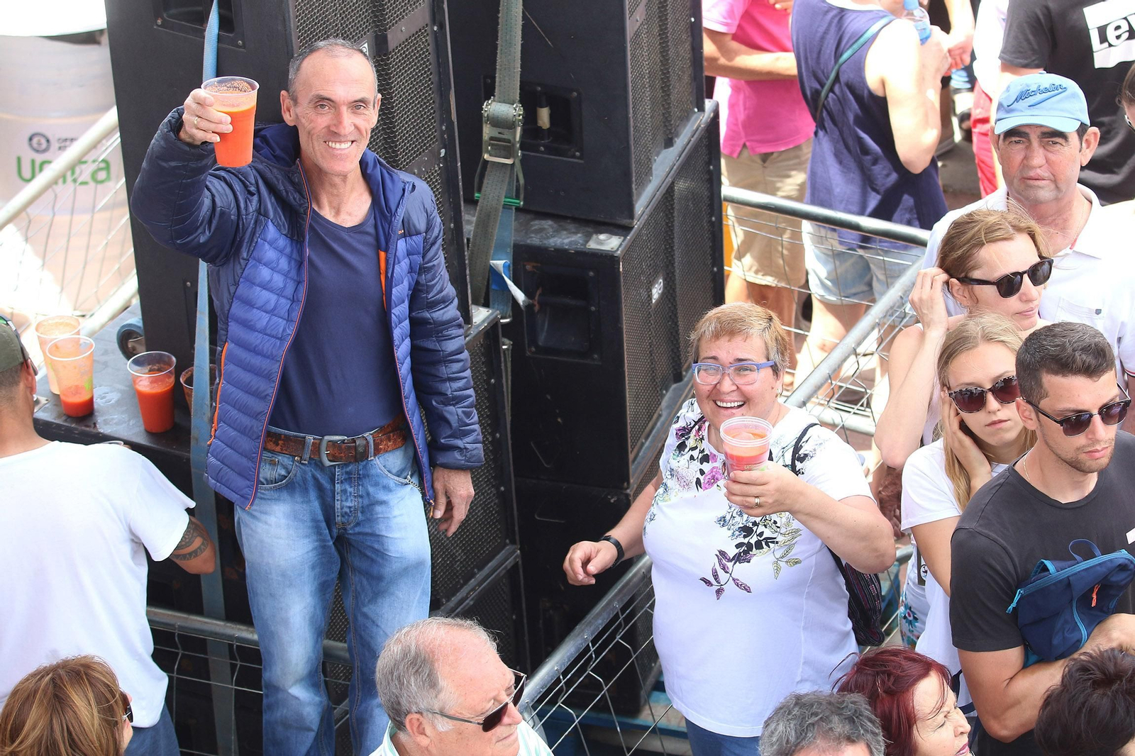 Fotogalería del récord Guinnes del gazpacho más grande del mundo