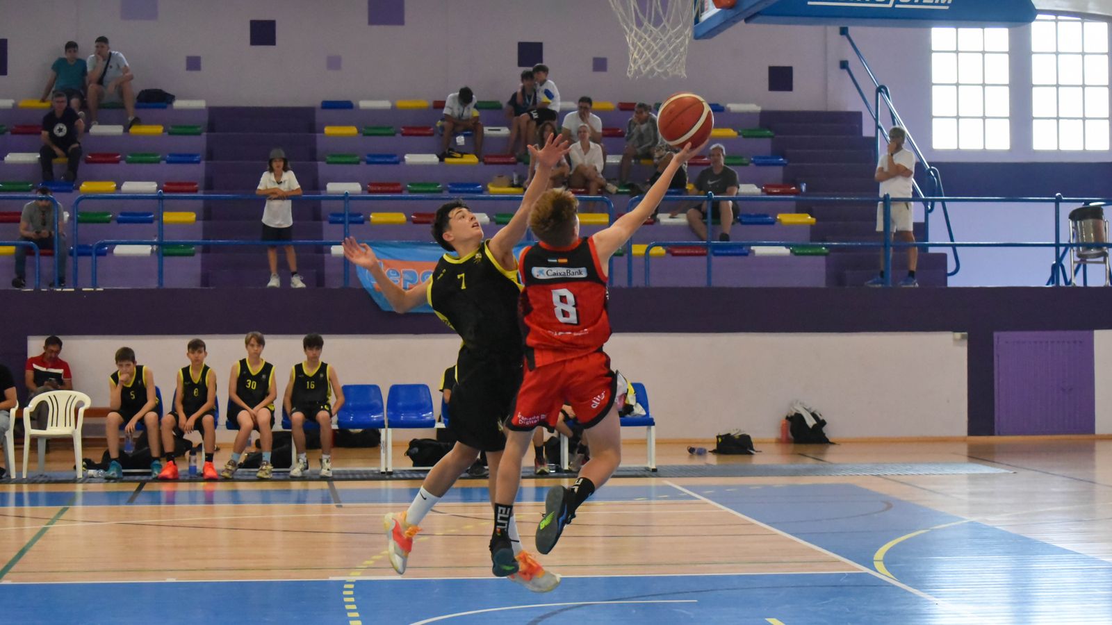 Las fotos de los cuartos de final del Cadeba infantil de La Línea