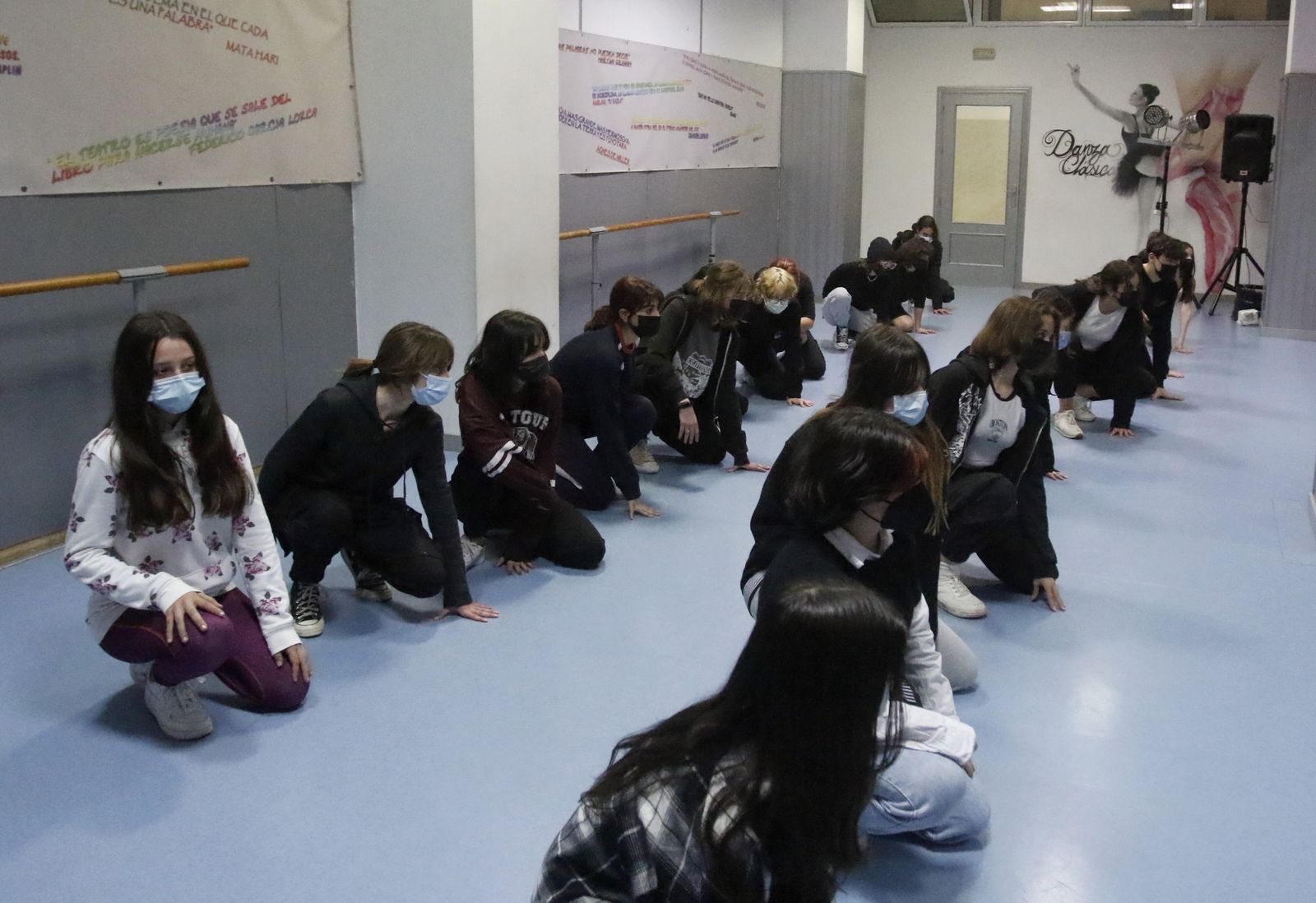 Las fotografías de una clase de K-pop en Córdoba, el baile coreano de moda