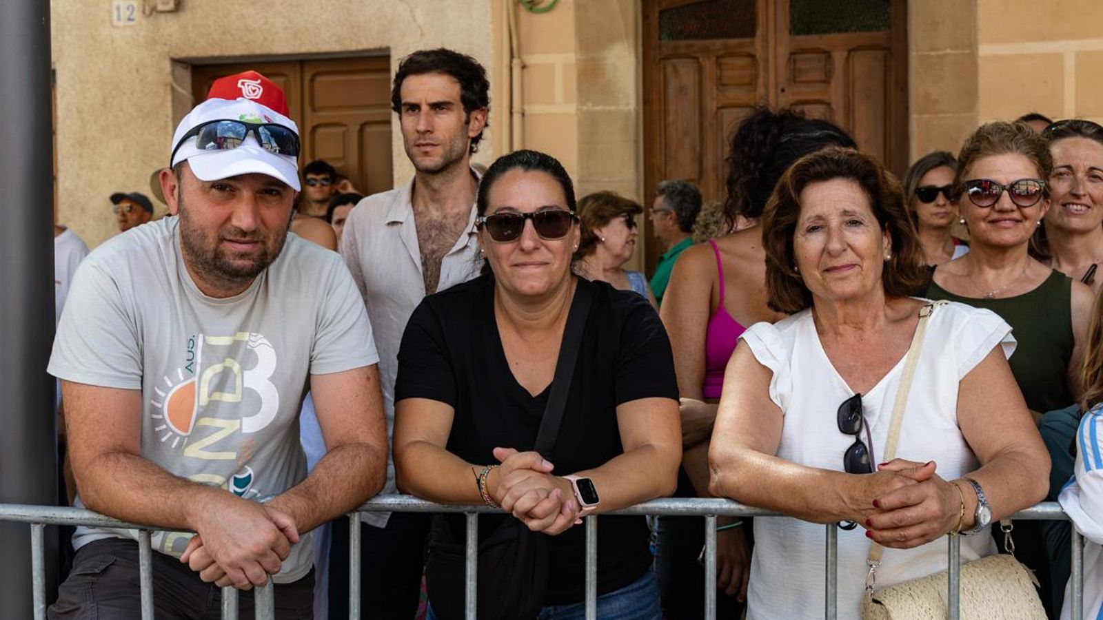 La salida de La Vuelta desde Úbeda, en imágenes