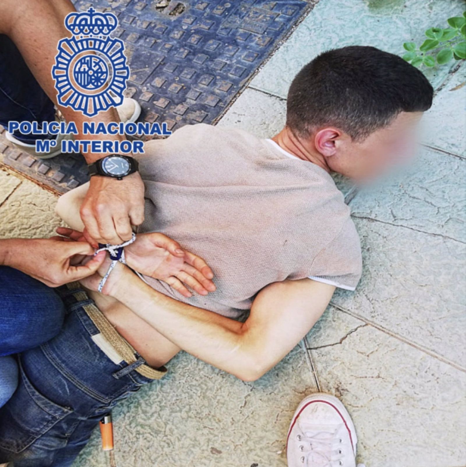 El murciglero en el momento de ser detenido.