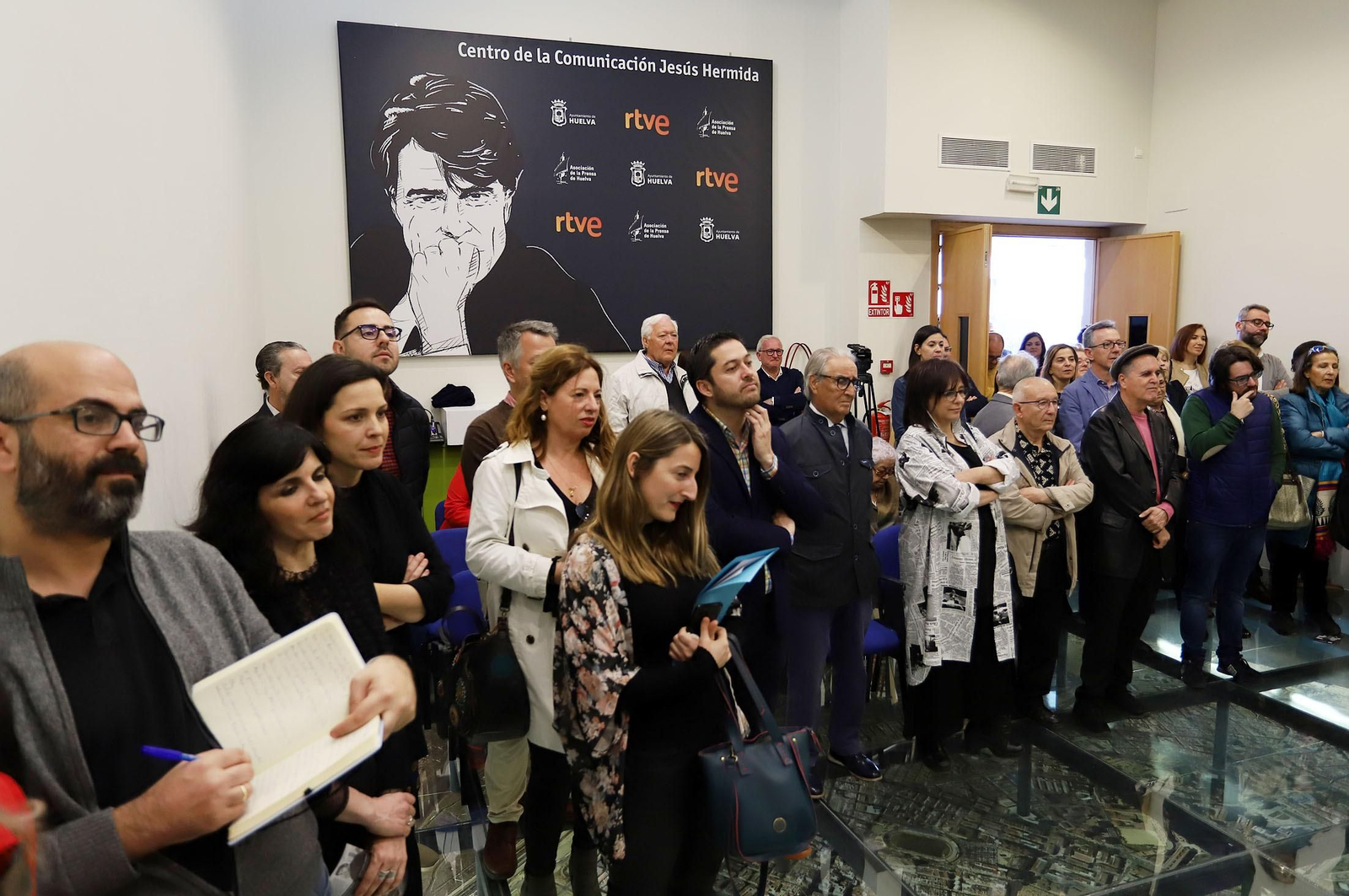 El Centro de Comunicación "Jesús Hermida" abre sus puertas, en imágenes