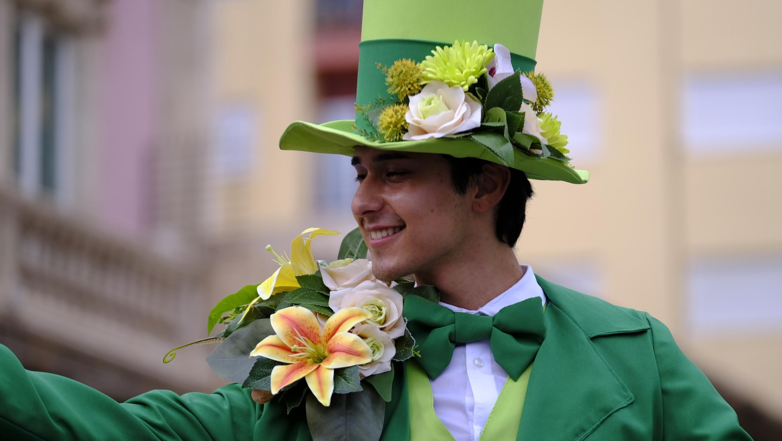 Las mejores imágenes de la Batalla de Flores de Almería
