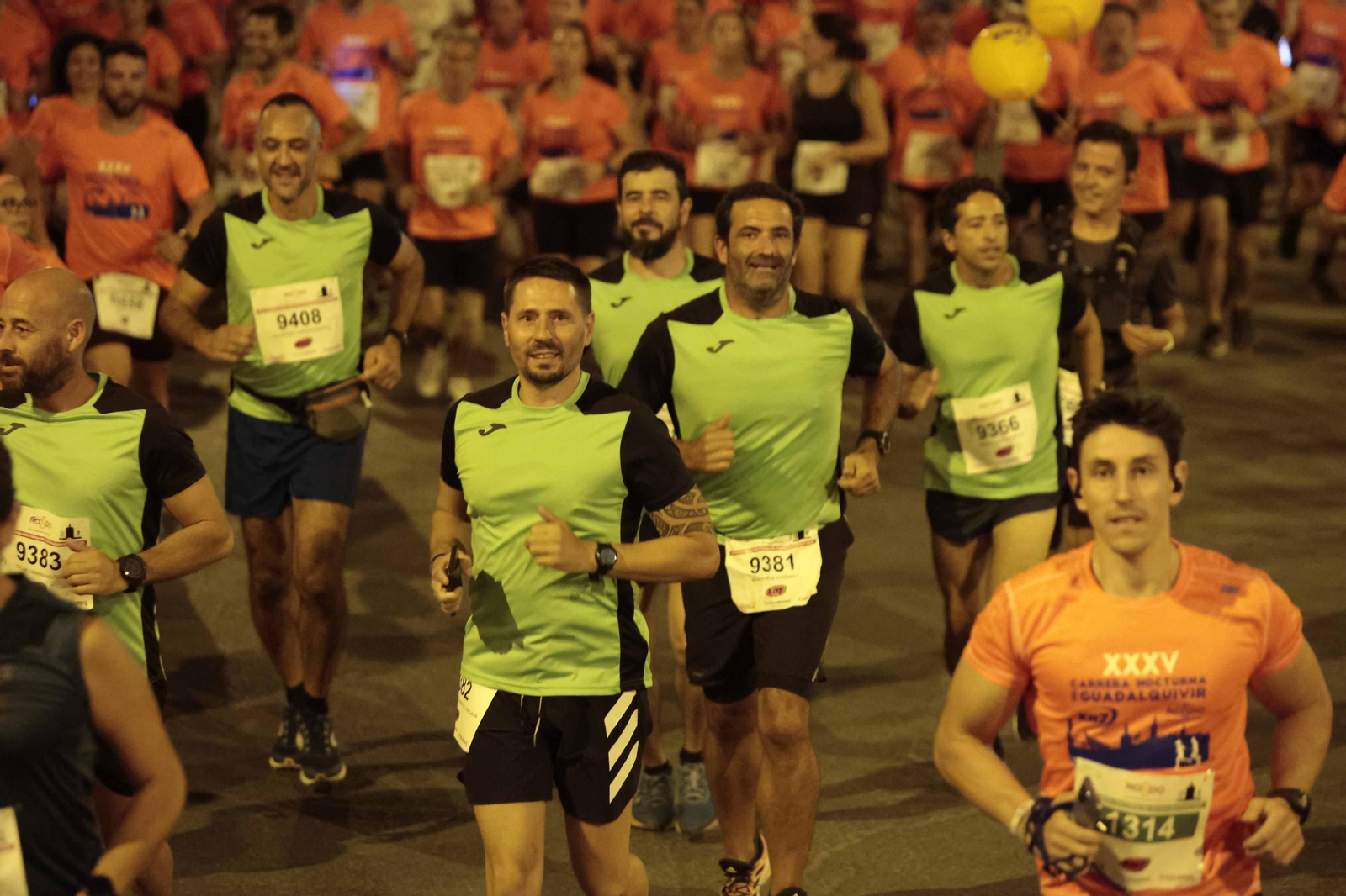 Búscate en las fotos de la Carrera Nocturna