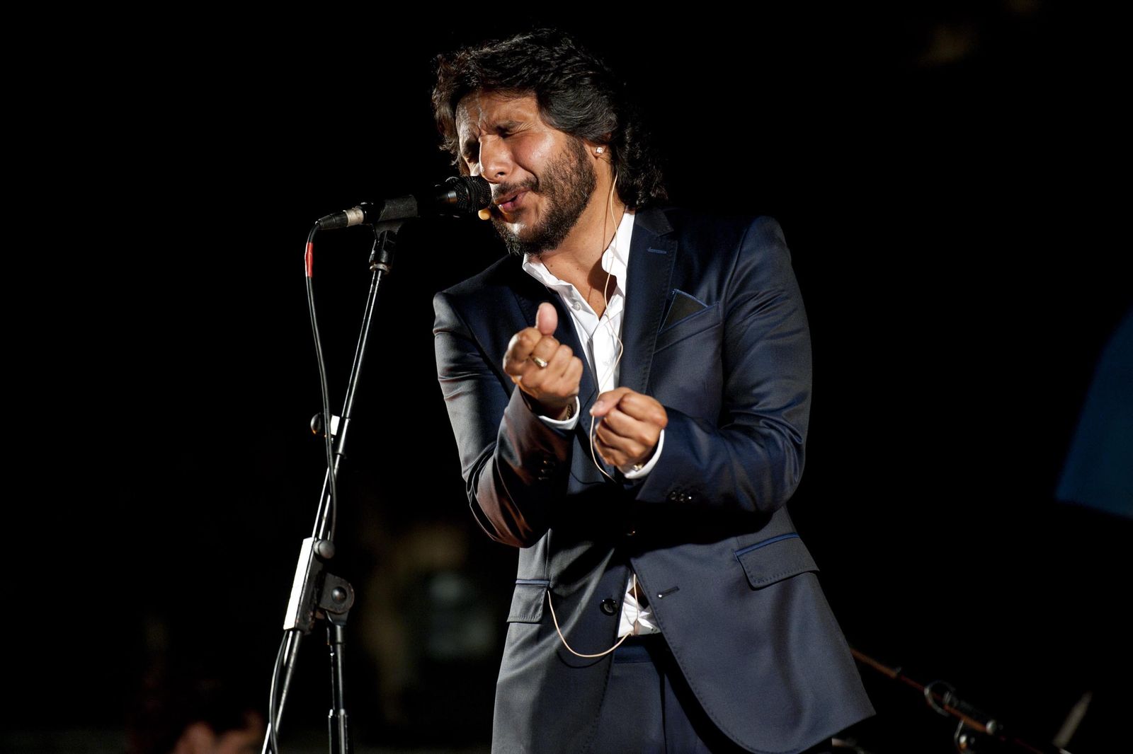 El cantaor Antonio Reyes ofreció un adelanto de su nuevo disco.