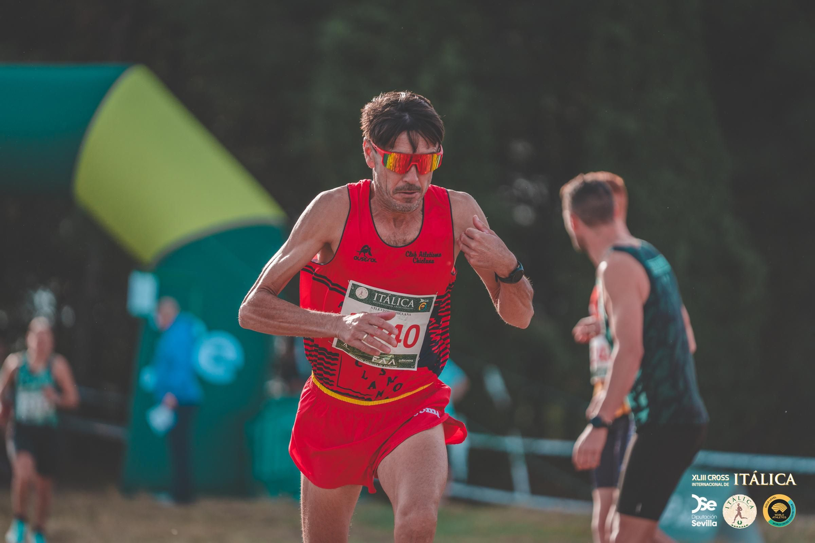 Búscate en las fotos del Cross de Itálica 2025 | 3