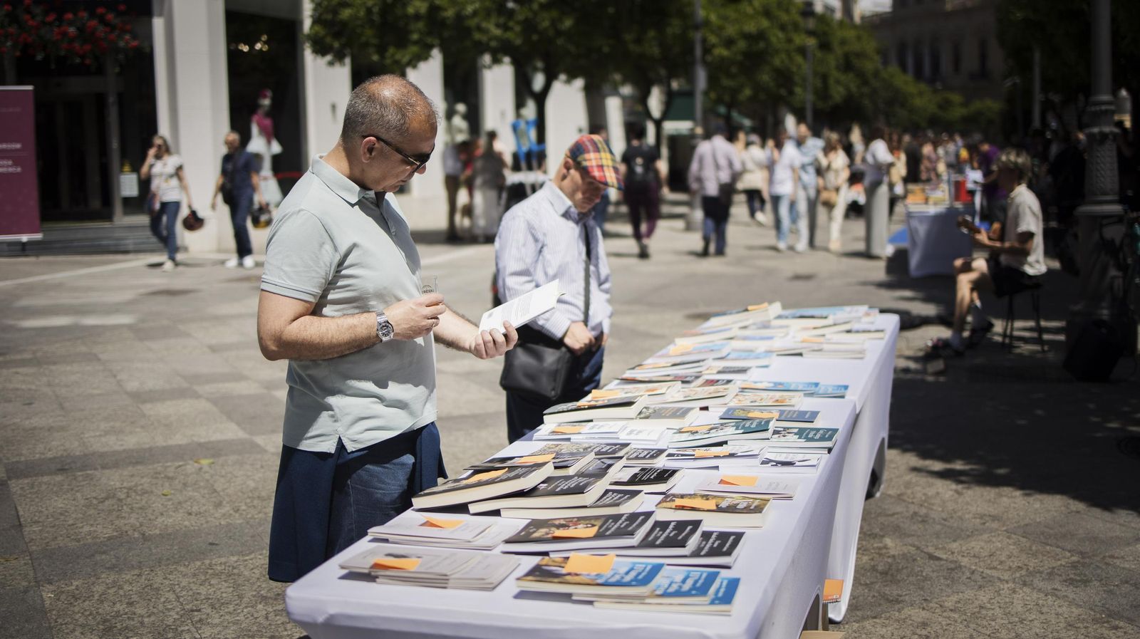 Motos, vino y literatura: búscate en el ambiente del centro de Jerez el sábado del Gran Premio de Jerez 2025