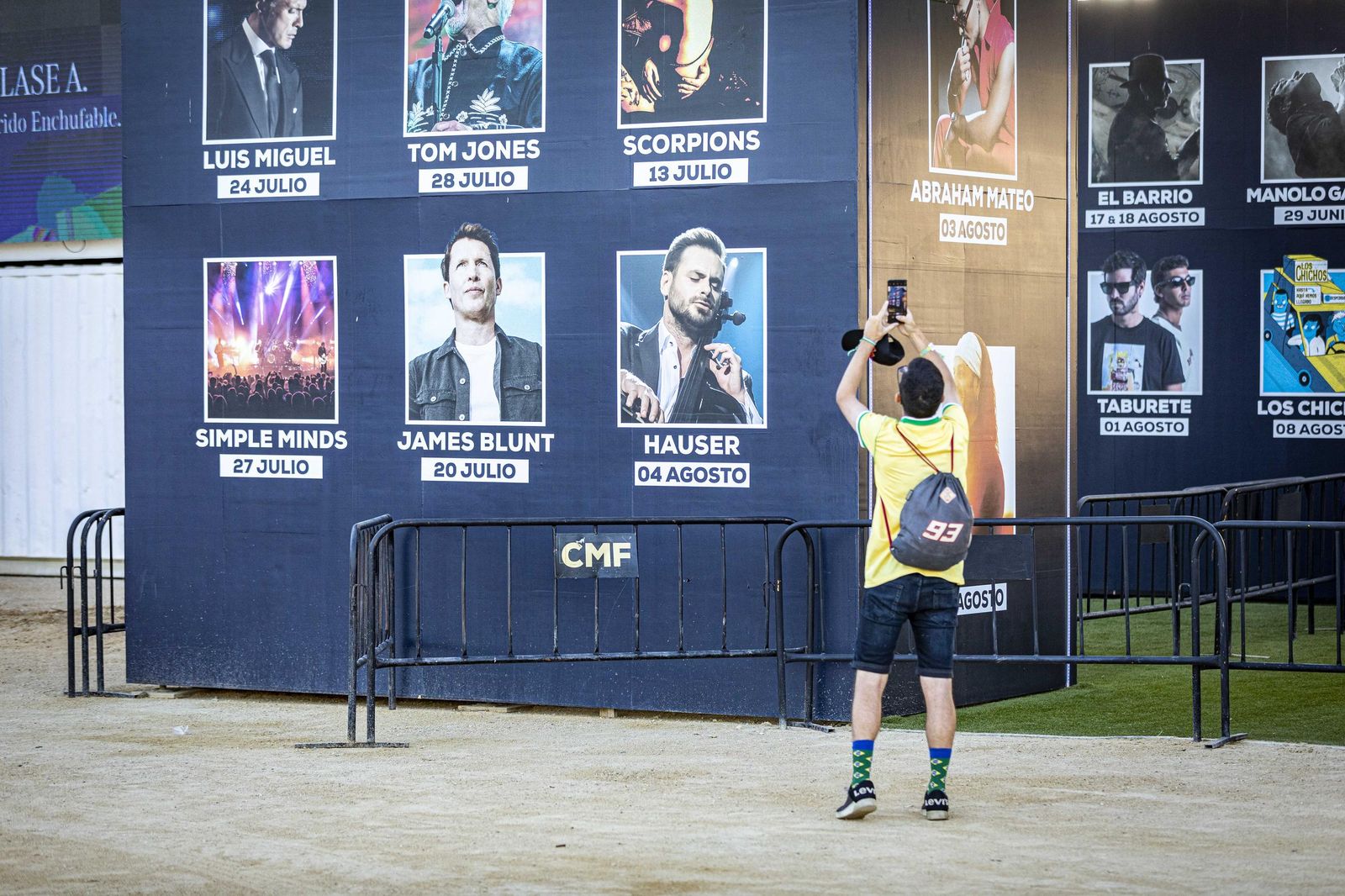 Búscate en las imágenes del concierto de Simple Minds en Concert Music Festival