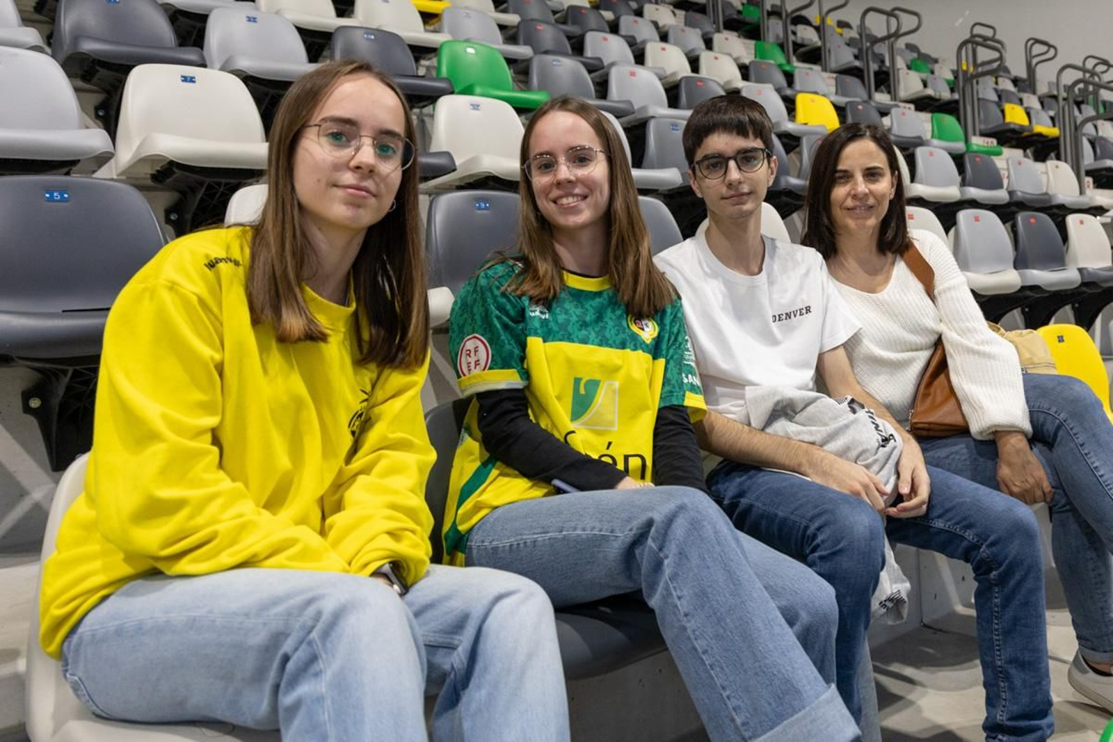 La goleada del Jaén Paraíso Interior FS ante el Viña Albali Valdepeñas, en imágenes