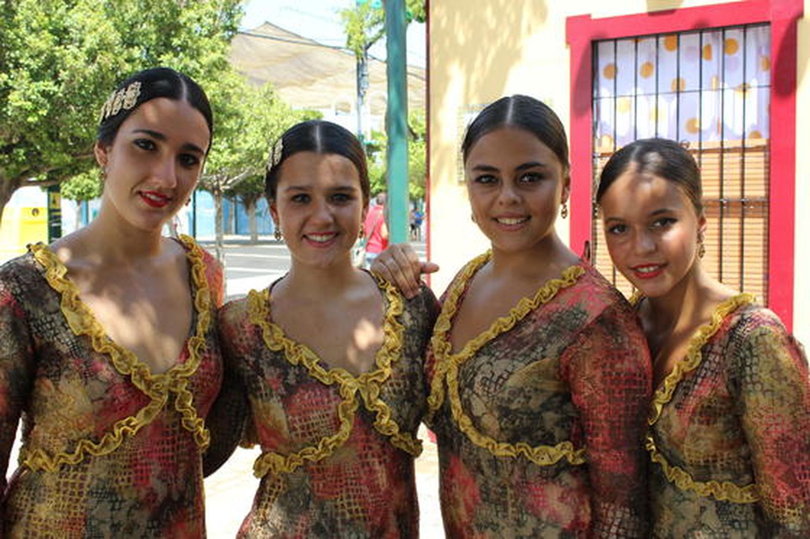 Hora de barrer la fiesta 

Foto: Lorena Avilés