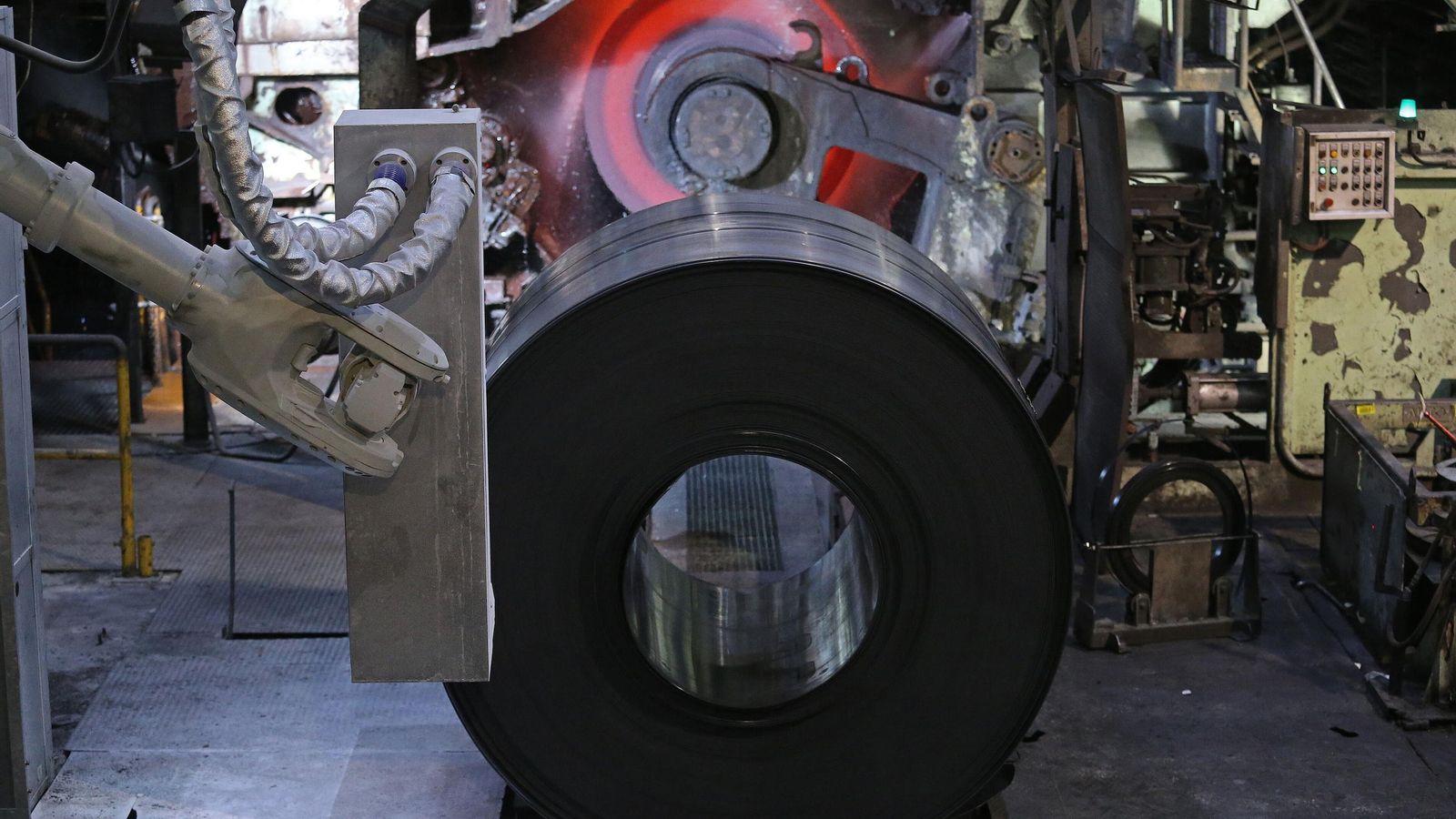 Producción de acero en la fábrica de Acerinox de Los Barrios