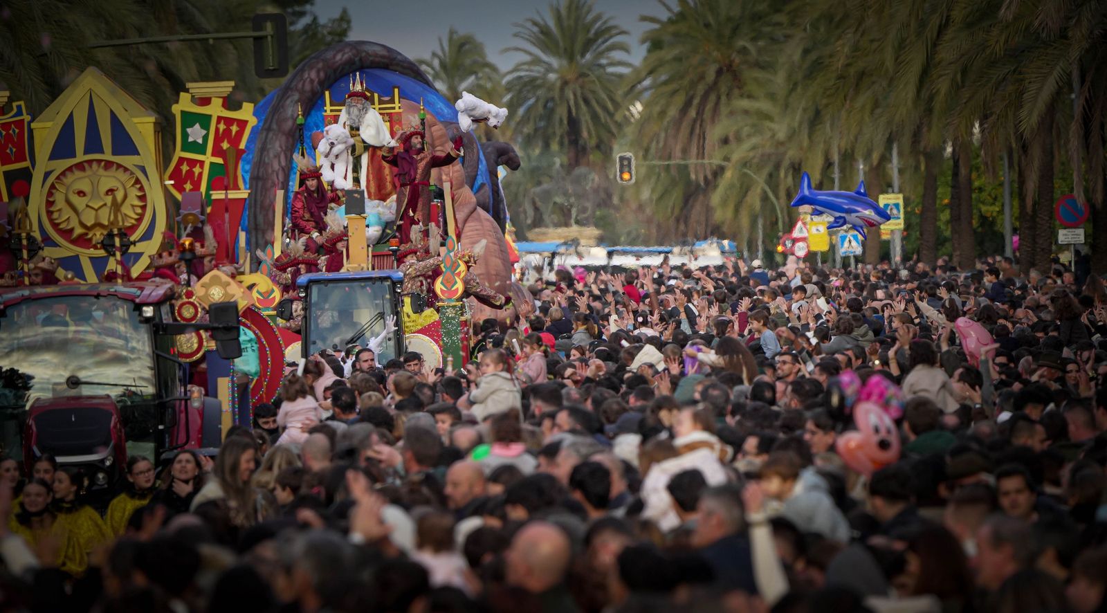 Imágenes de la cabalgata de Reyes Magos en Jerez