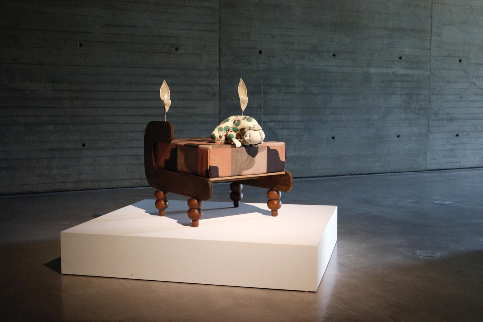 Las imágenes de la exposición 'En silencio se alzaron lotos', de Raquel Algaba