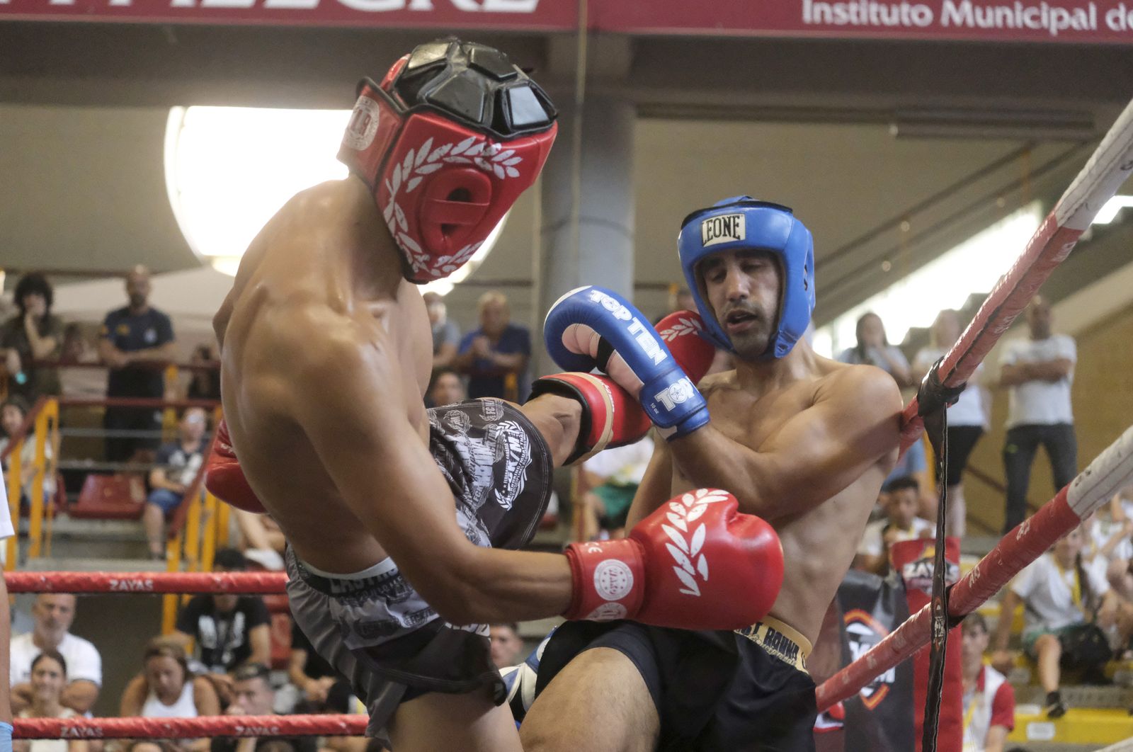 Córdoba disfruta del Campeonato de España de kick boxing, en imágenes